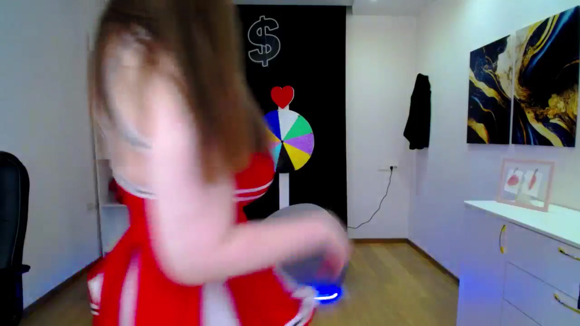 Gallery image thumbnail from AdmireMyEyes's myfreecams stream on, 04/20/2025, 21:47 image 13 of 20