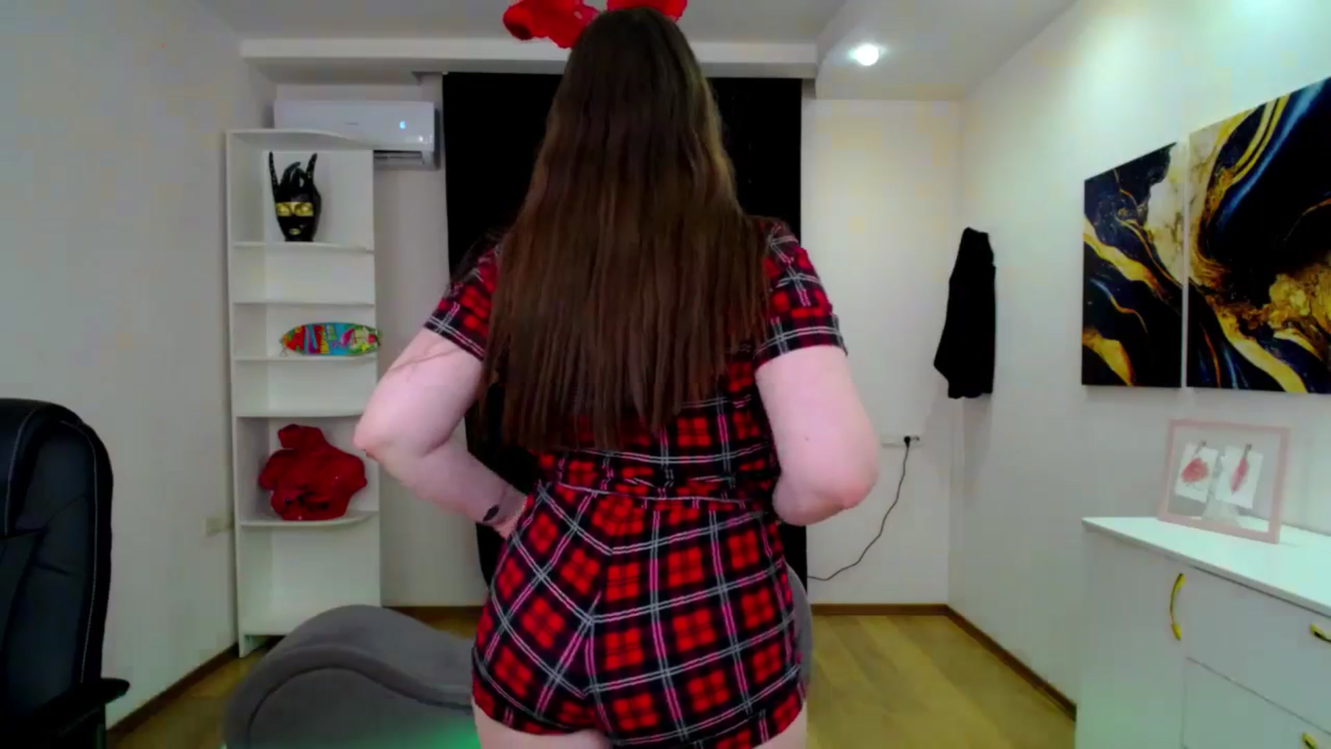 Gallery image thumbnail from AdmireMyEyes's myfreecams stream on, 04/20/2025, 22:59 image 20 of 20