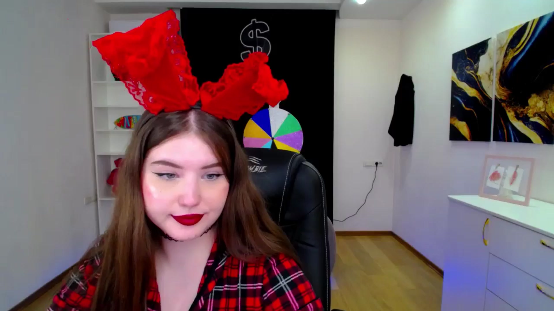 Gallery image thumbnail from AdmireMyEyes's myfreecams stream on, 04/20/2025, 23:47 image 19 of 20