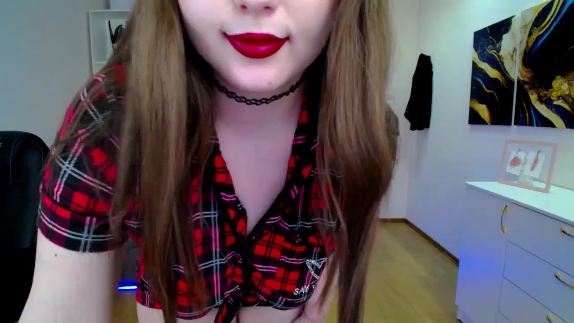 Gallery image thumbnail from AdmireMyEyes's myfreecams stream on, 04/20/2025, 23:47 image 4 of 20