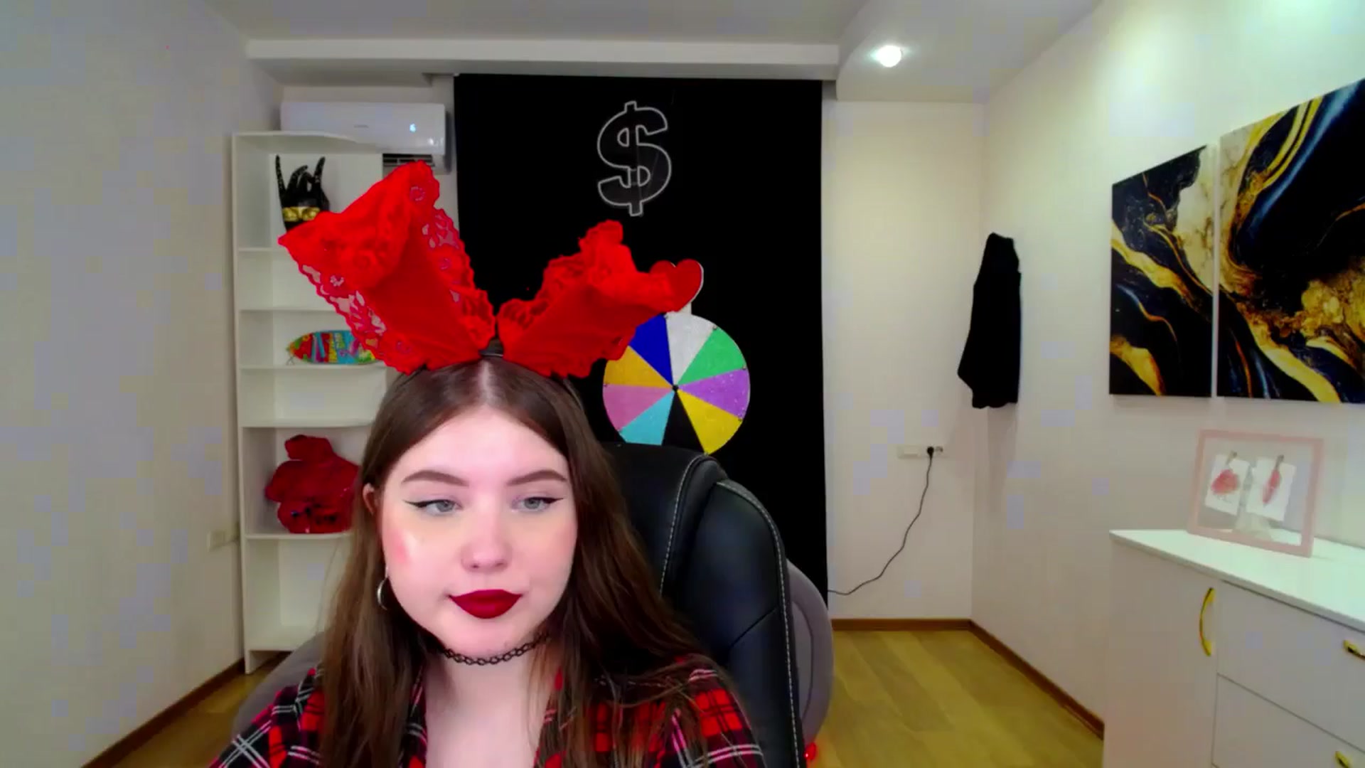 Gallery image thumbnail from AdmireMyEyes's myfreecams stream on, 04/20/2025, 23:47 image 1 of 20