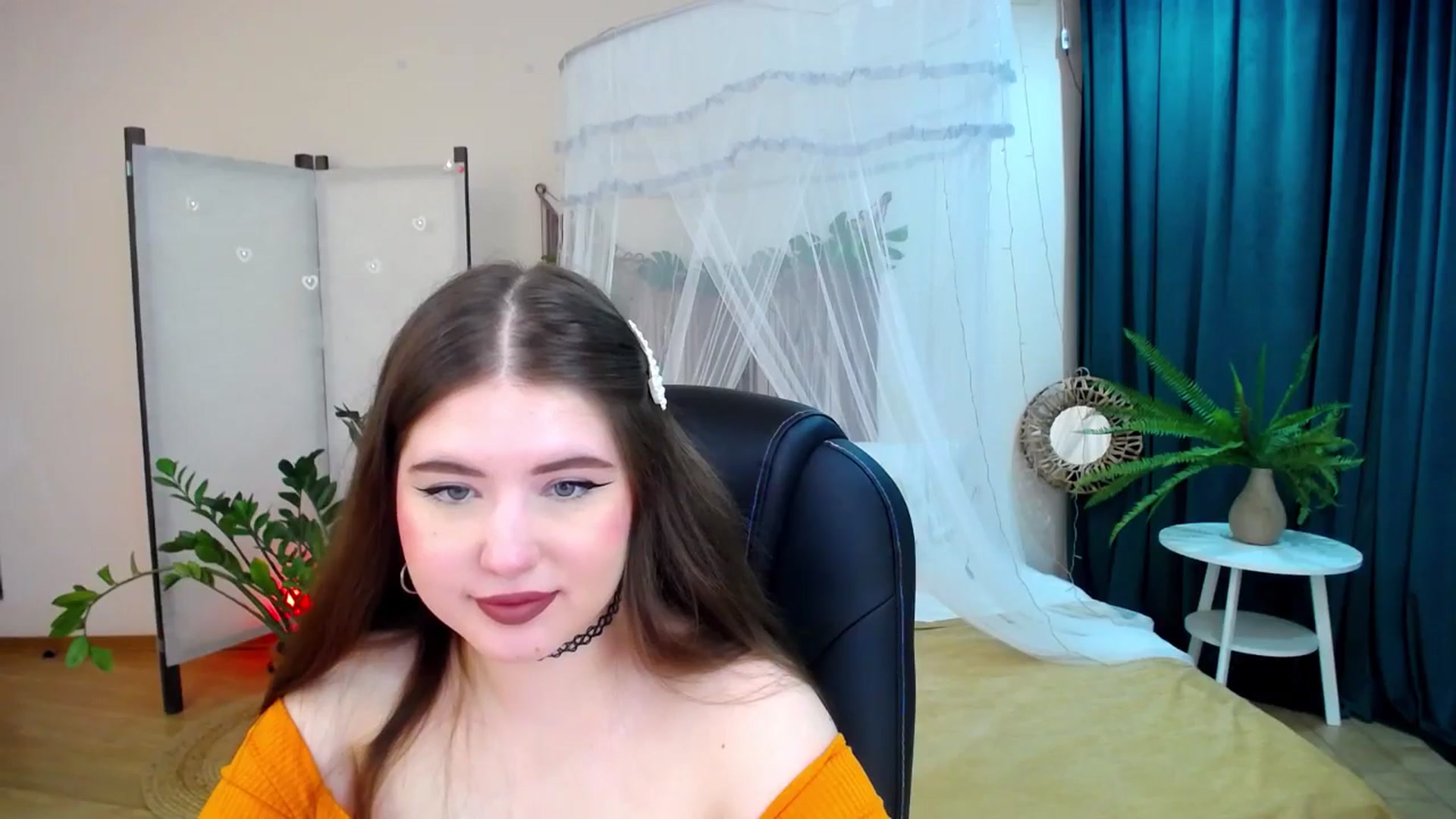 Gallery image thumbnail from AdmireMyEyes's myfreecams stream on, 04/21/2025, 19:08 image 9 of 20