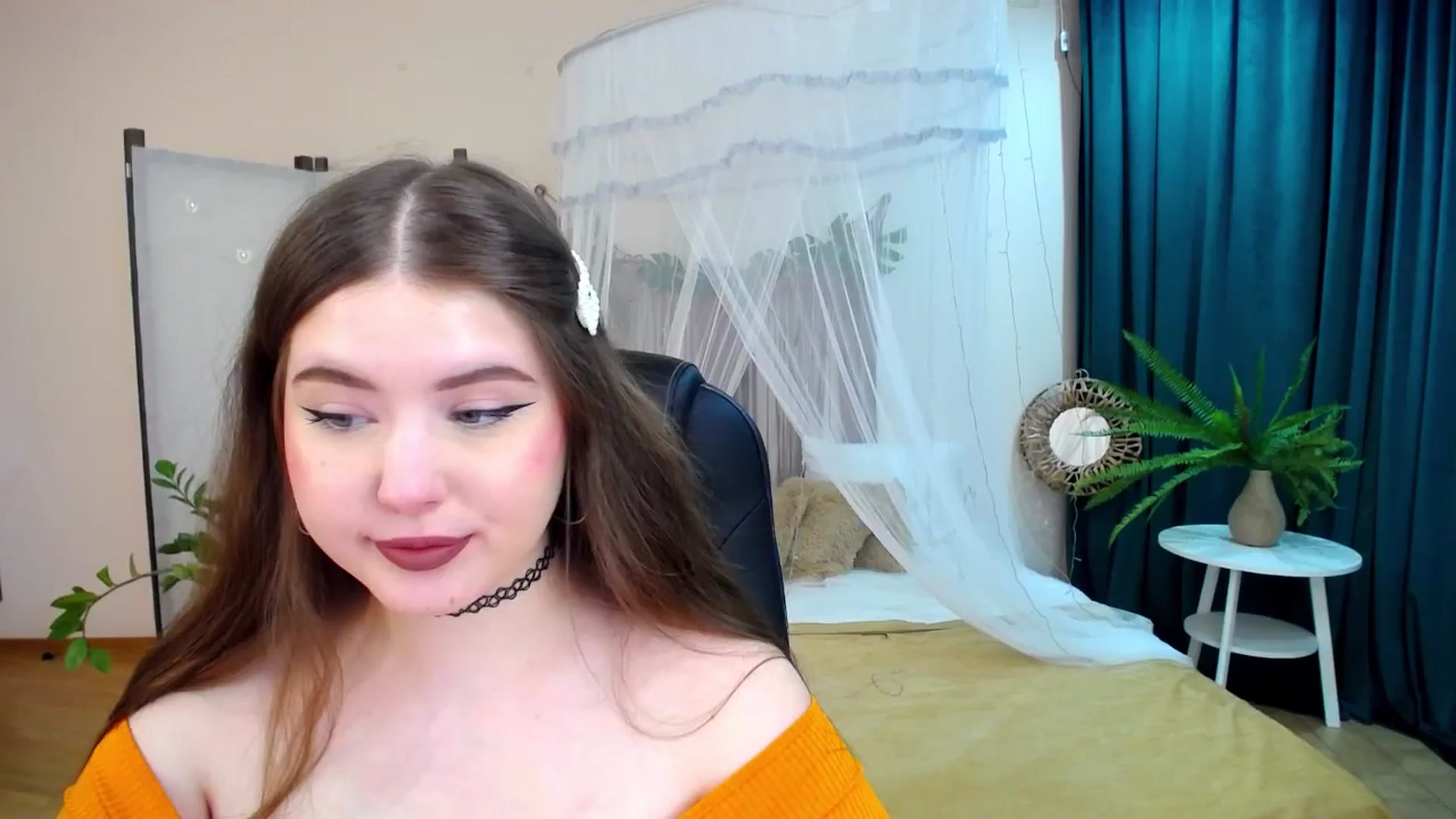 Gallery image thumbnail from AdmireMyEyes's myfreecams stream on, 04/21/2025, 19:08 image 14 of 20
