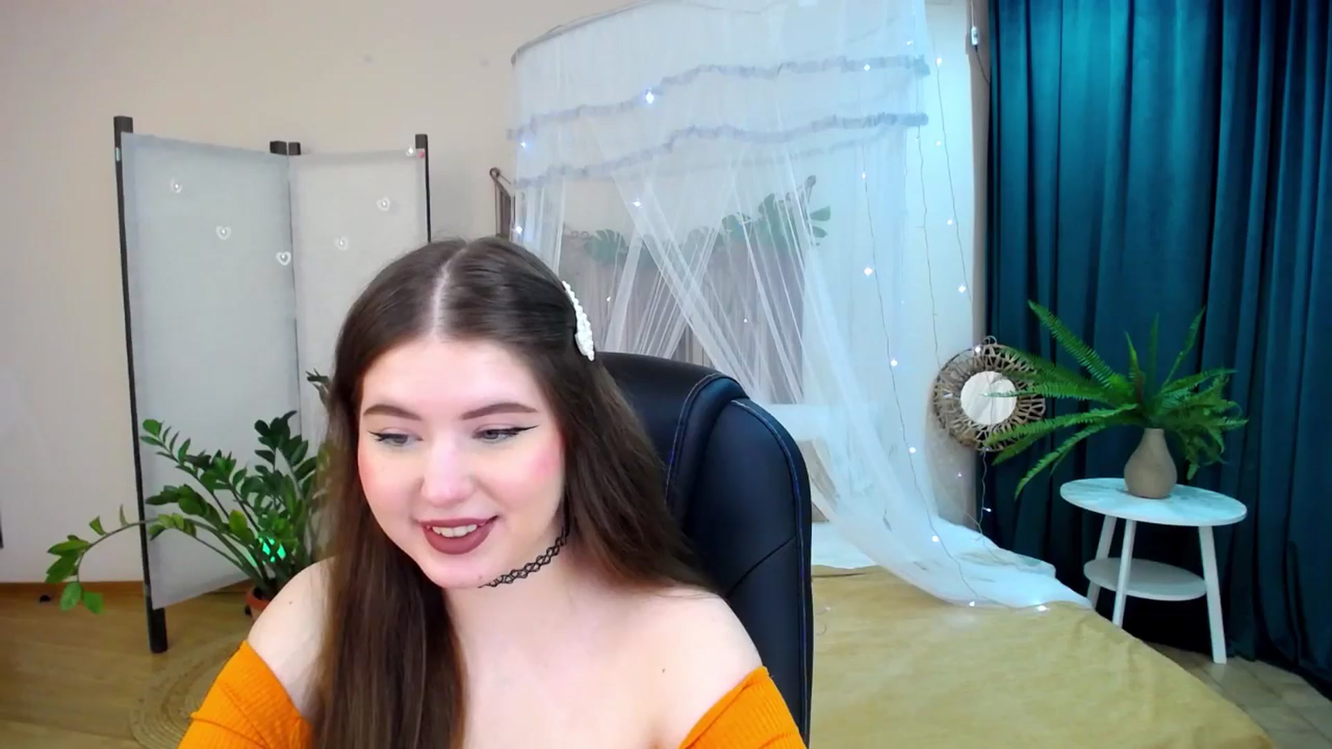 Gallery image thumbnail from AdmireMyEyes's myfreecams stream on, 04/21/2025, 19:08 image 6 of 20