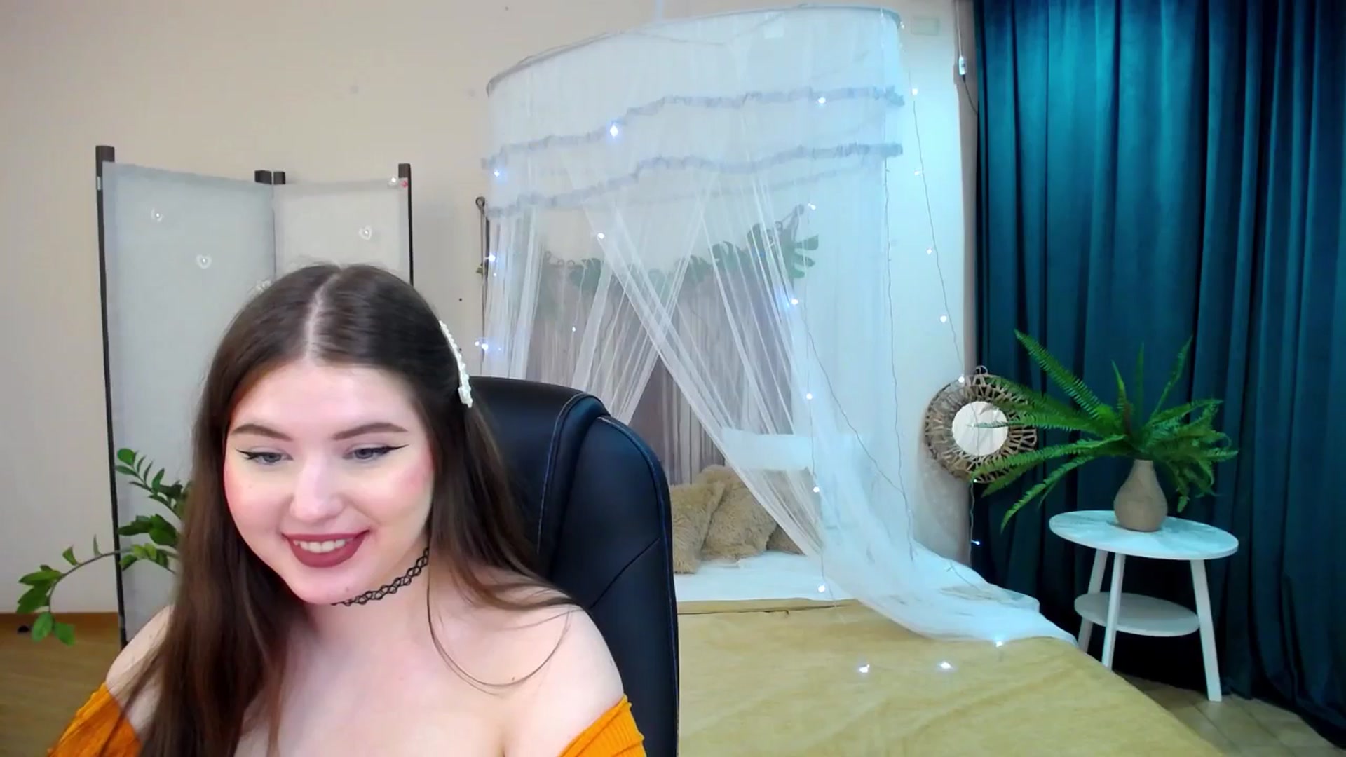 Gallery image thumbnail from AdmireMyEyes's myfreecams stream on, 04/21/2025, 22:52 image 13 of 20