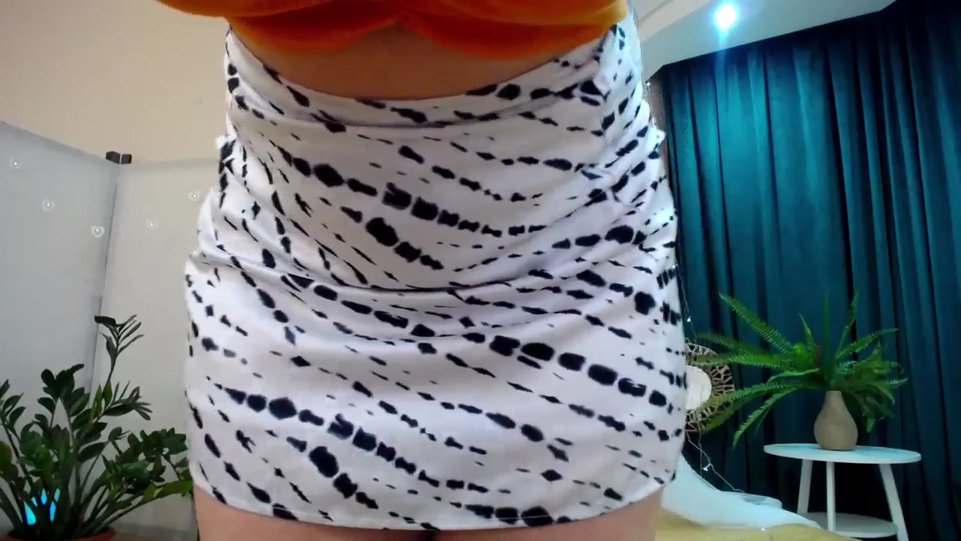 Gallery image thumbnail from AdmireMyEyes's myfreecams stream on, 04/21/2025, 22:52 image 7 of 20