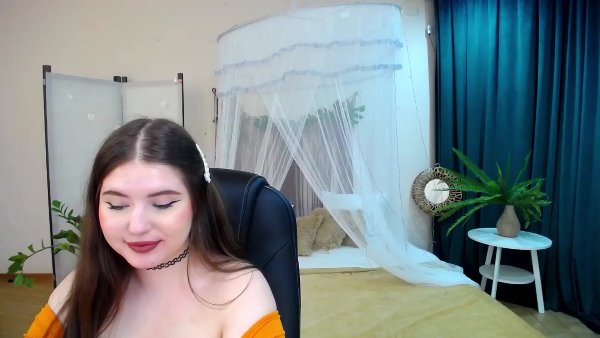 Gallery image thumbnail from AdmireMyEyes's myfreecams stream on, 04/21/2025, 22:52 image 12 of 20