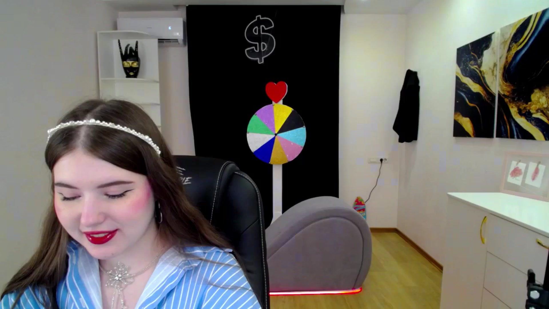 Gallery image thumbnail from AdmireMyEyes's myfreecams stream on, 04/25/2025, 09:50 image 15 of 20