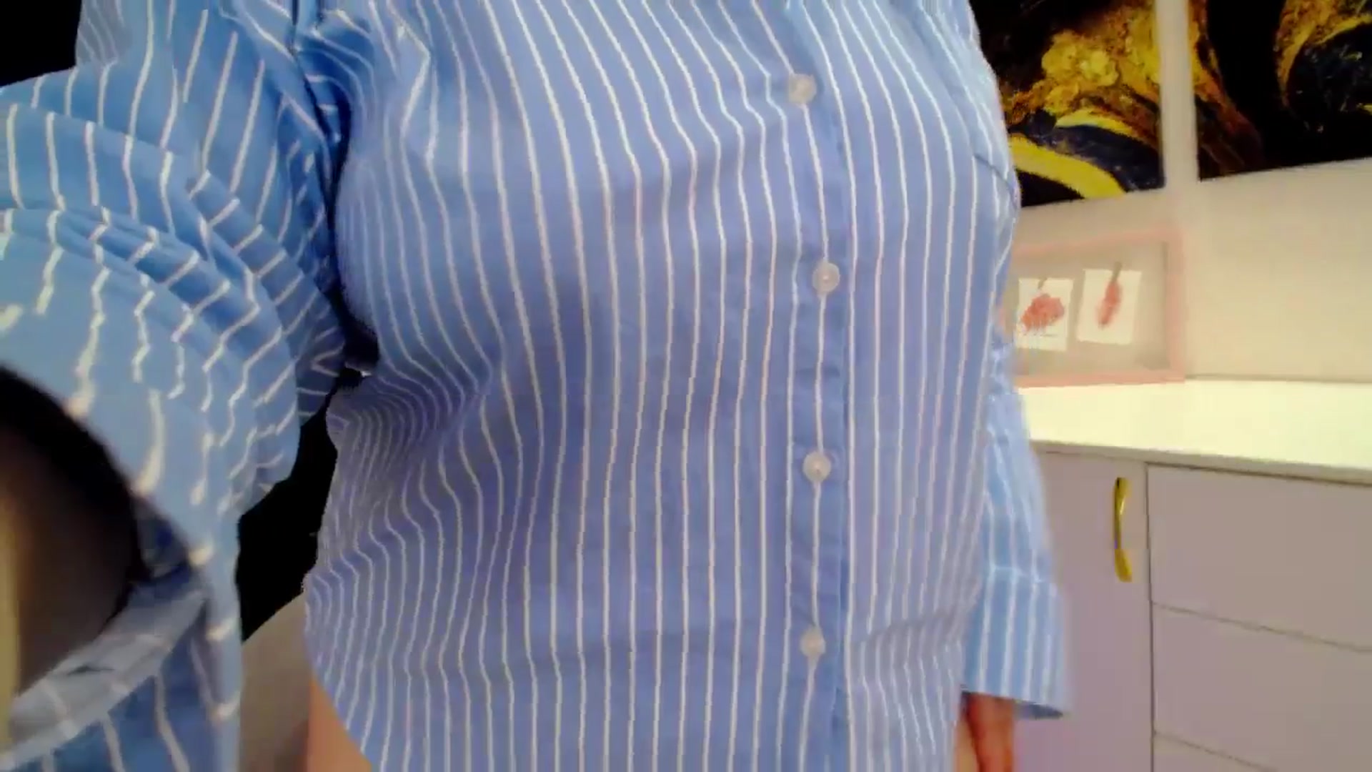 Gallery image thumbnail from AdmireMyEyes's myfreecams stream on, 04/25/2025, 09:50 image 7 of 20