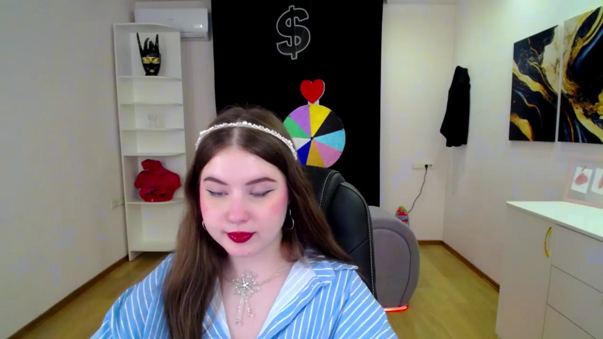 Gallery image thumbnail from AdmireMyEyes's myfreecams stream on, 04/25/2025, 09:50 image 18 of 20