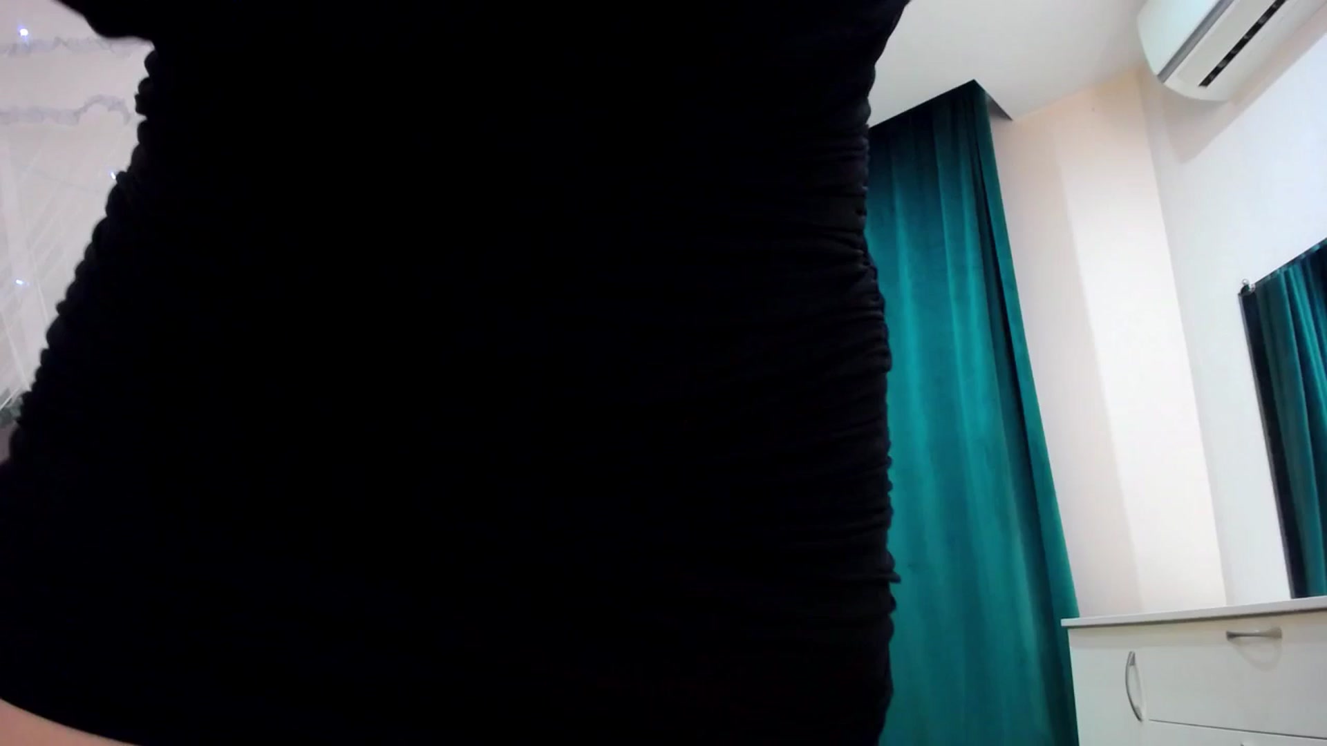 Gallery image thumbnail from AdmireMyEyes's myfreecams stream on, 04/28/2025, 01:03 image 3 of 20