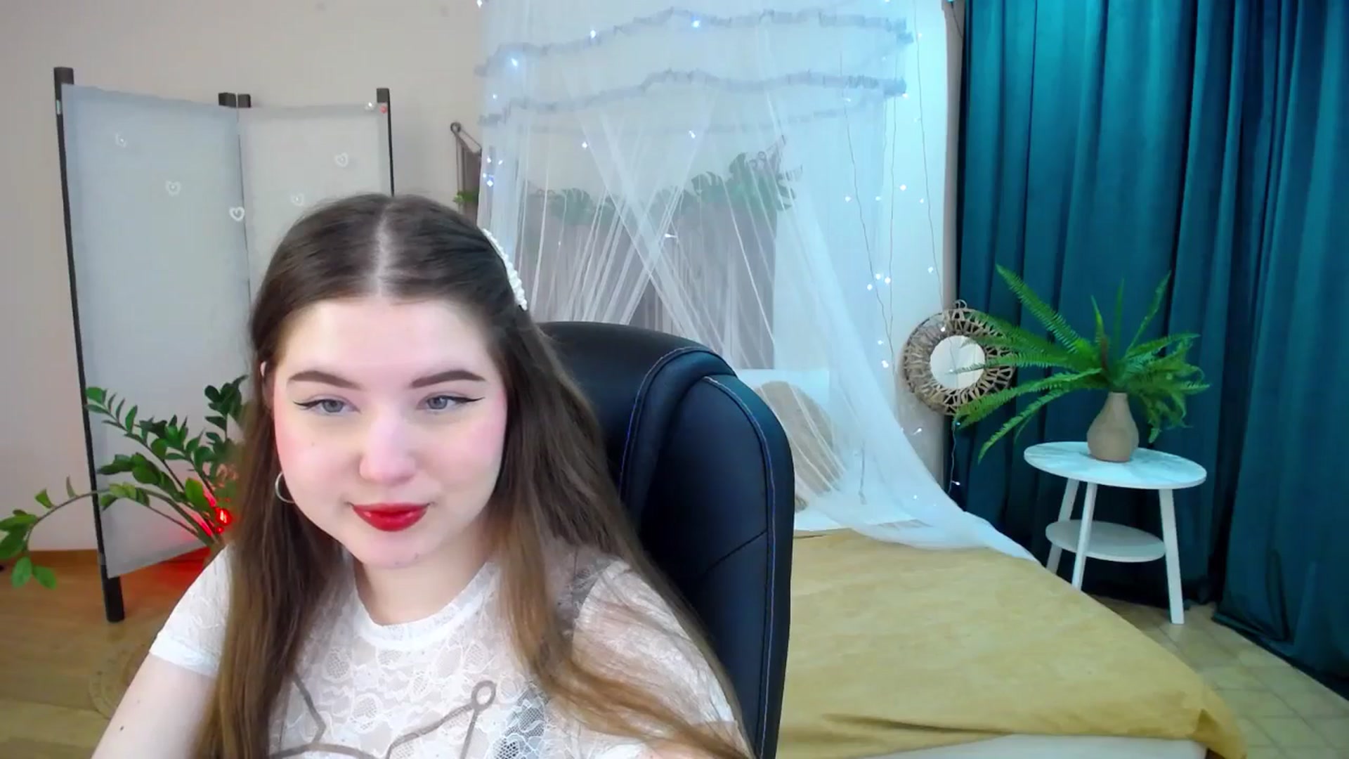 Gallery image thumbnail from AdmireMyEyes's myfreecams stream on, 04/28/2025, 18:48 image 11 of 20