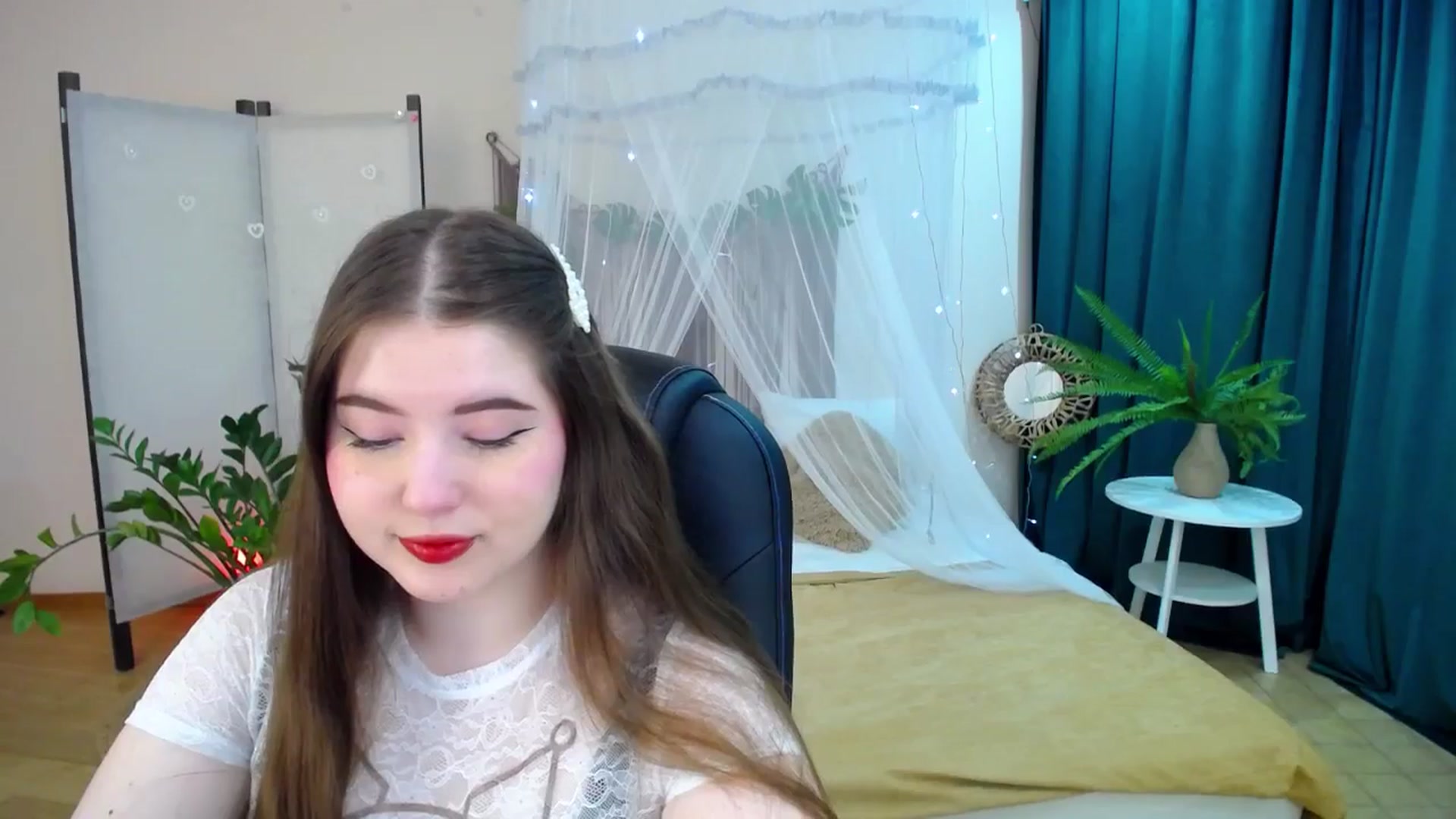 Gallery image thumbnail from AdmireMyEyes's myfreecams stream on, 04/28/2025, 18:48 image 9 of 20