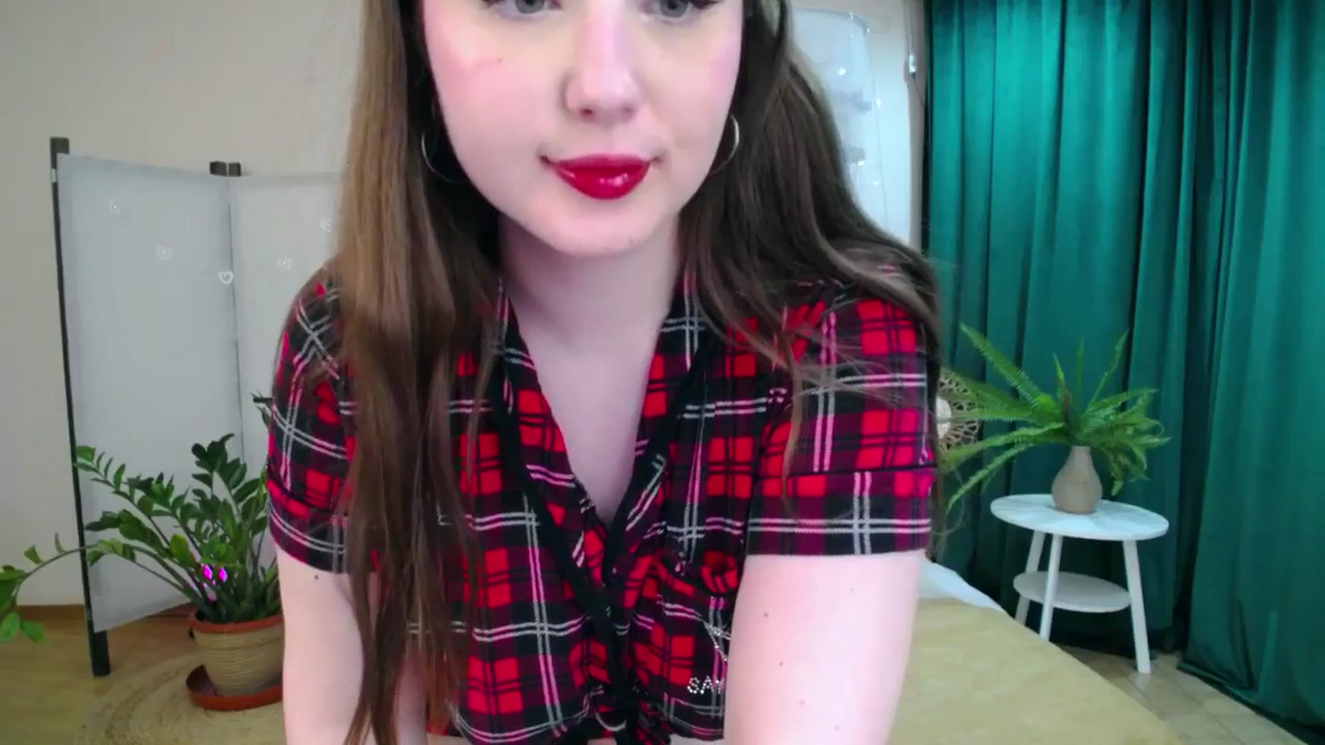 Gallery image thumbnail from AdmireMyEyes's myfreecams stream on, 04/28/2025, 23:48 image 5 of 20