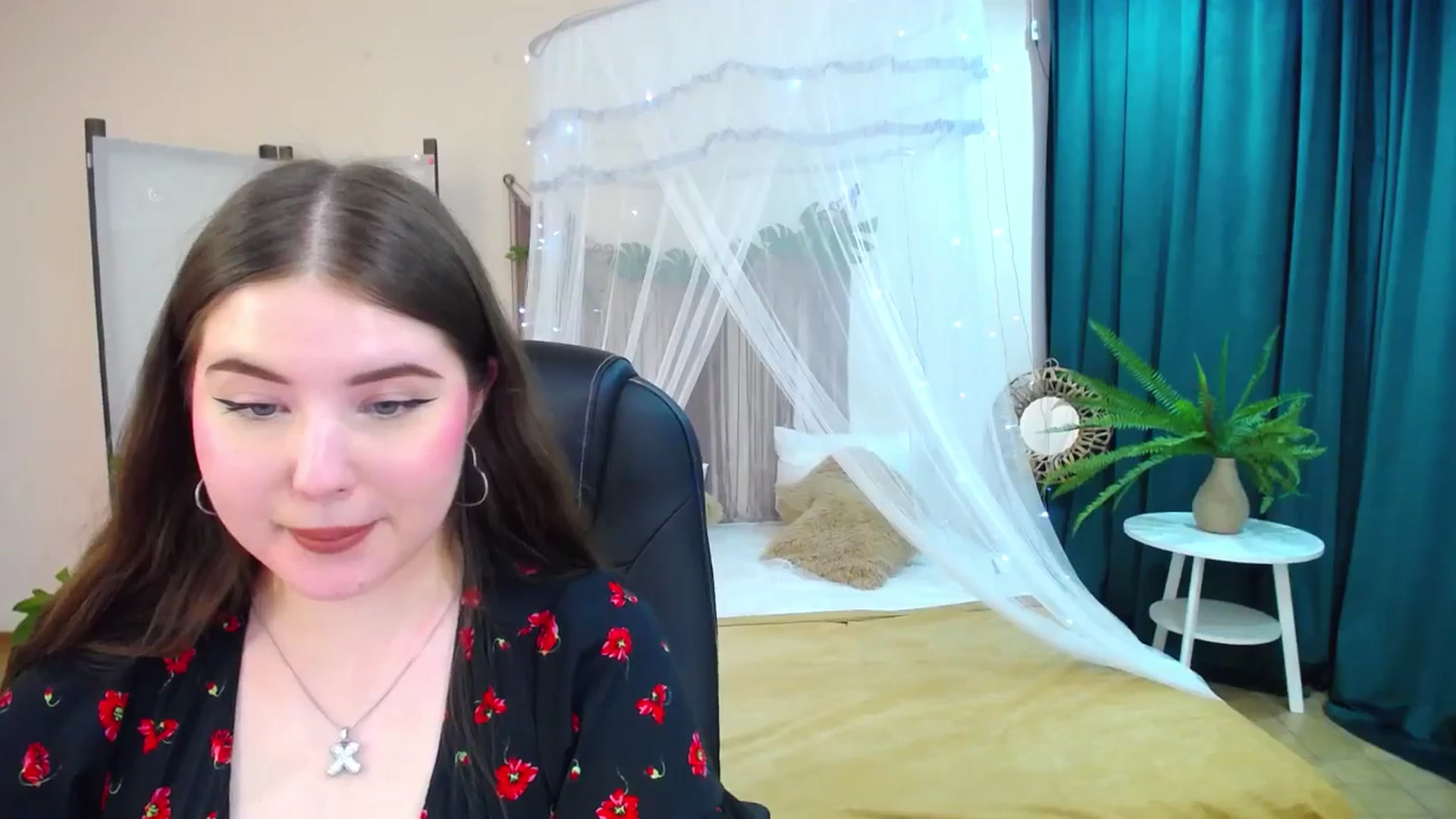 Gallery image thumbnail from AdmireMyEyes's myfreecams stream on, 05/03/2025, 09:24 image 8 of 20