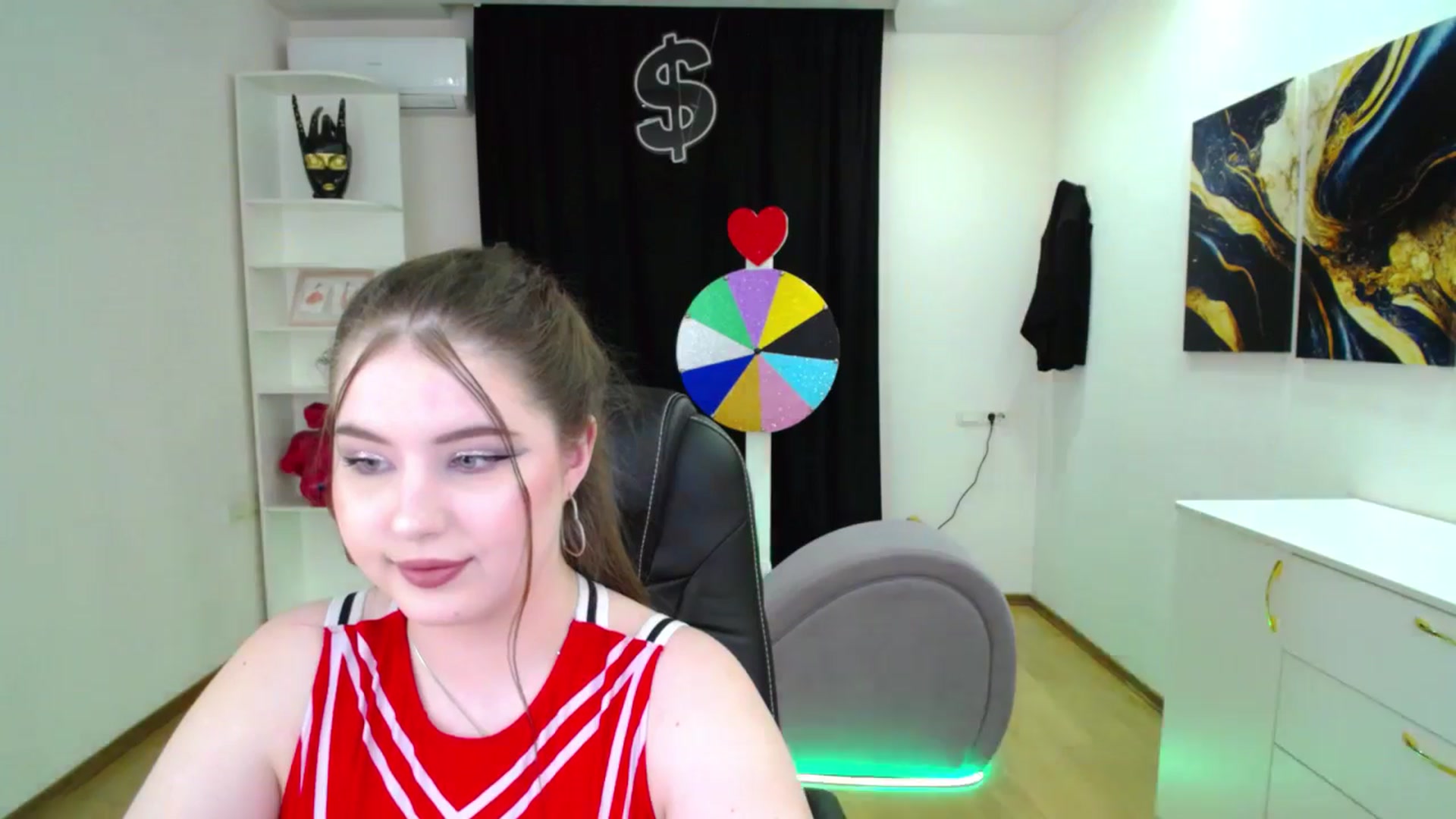 Gallery image thumbnail from AdmireMyEyes's myfreecams stream on, 05/04/2025, 08:54 image 14 of 20