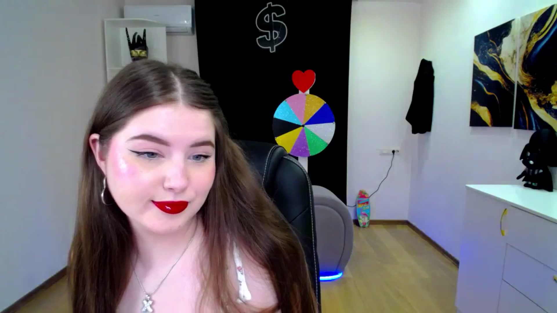Gallery image thumbnail from AdmireMyEyes's myfreecams stream on, 05/05/2025, 07:00 image 3 of 20