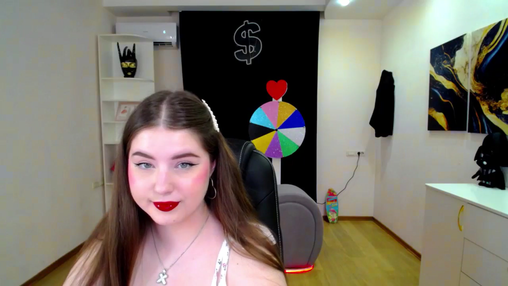 Gallery image thumbnail from AdmireMyEyes's myfreecams stream on, 05/05/2025, 07:00 image 17 of 20