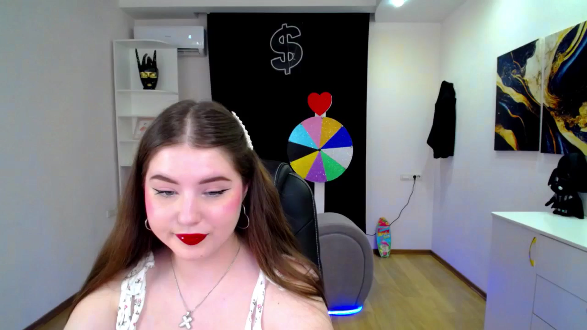 Gallery image thumbnail from AdmireMyEyes's myfreecams stream on, 05/05/2025, 07:00 image 15 of 20