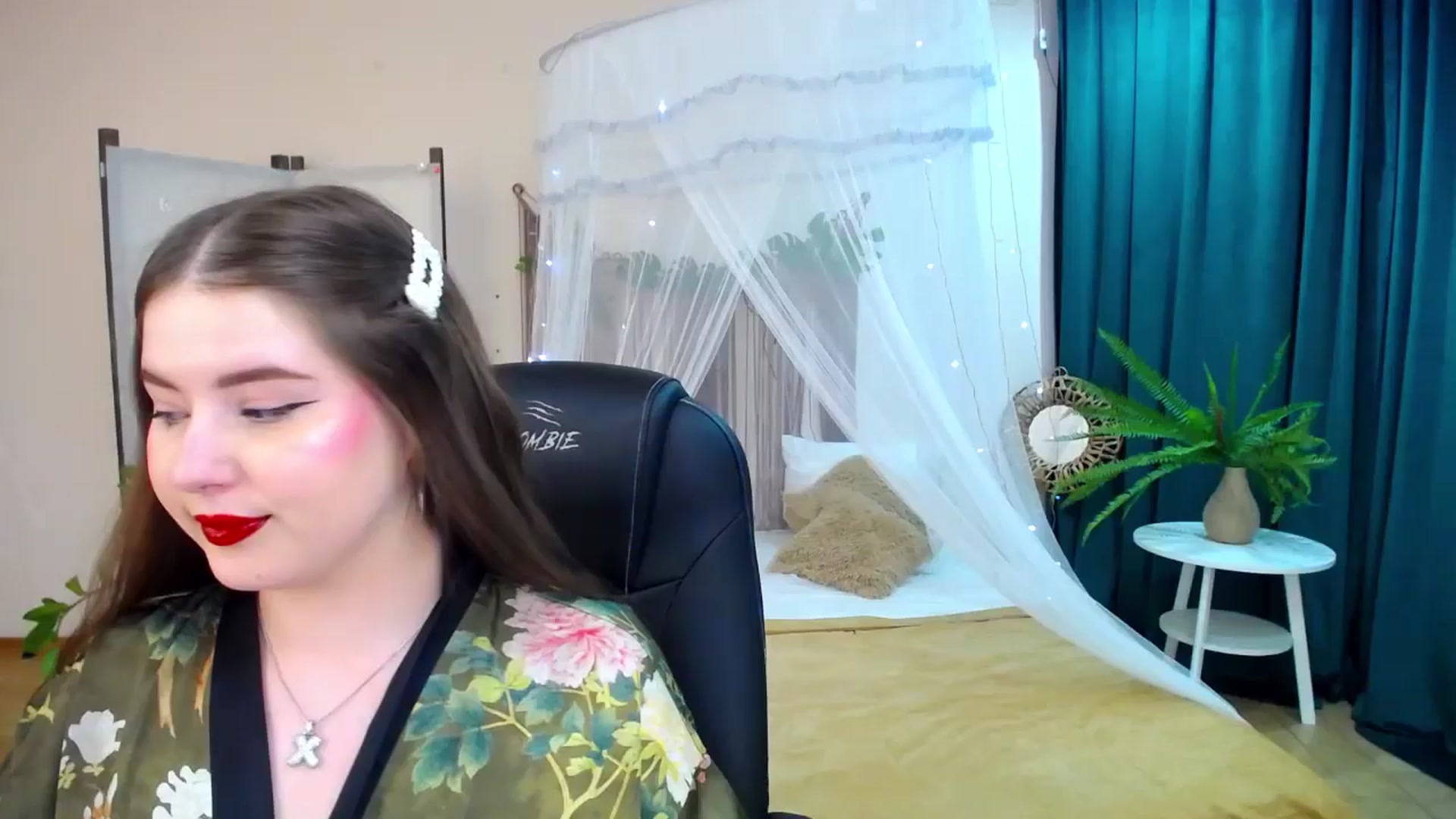 Gallery image thumbnail from AdmireMyEyes's myfreecams stream on, 05/05/2025, 09:24 image 17 of 20