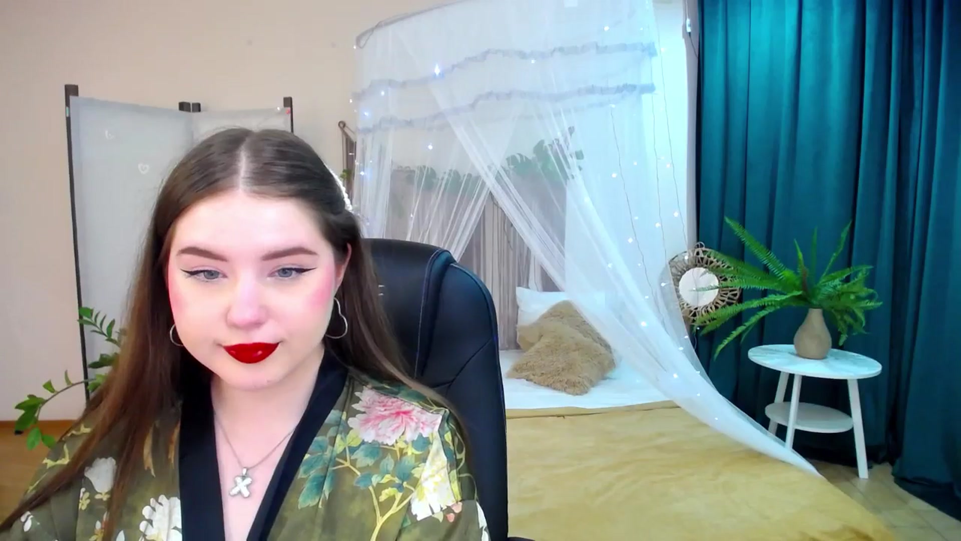 Gallery image thumbnail from AdmireMyEyes's myfreecams stream on, 05/05/2025, 09:24 image 18 of 20