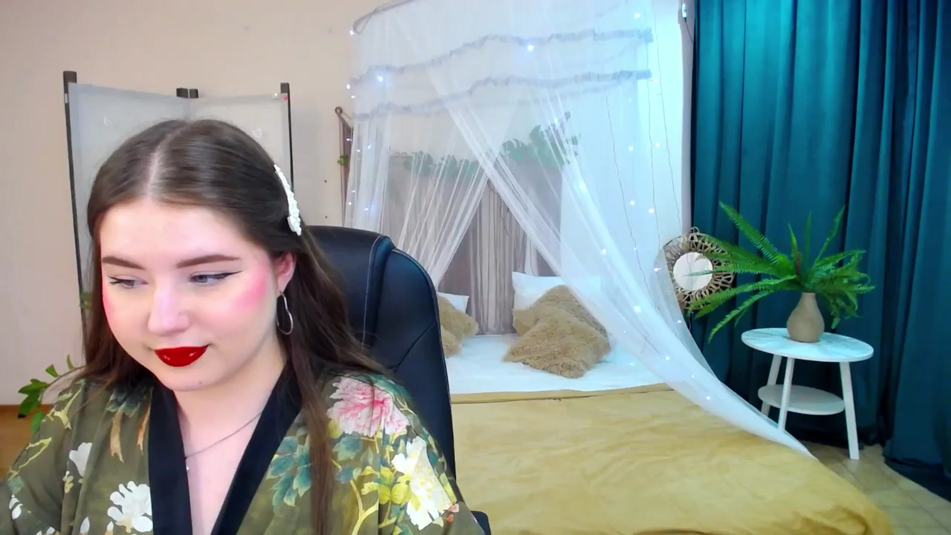 Gallery image thumbnail from AdmireMyEyes's myfreecams stream on, 05/05/2025, 09:24 image 8 of 20