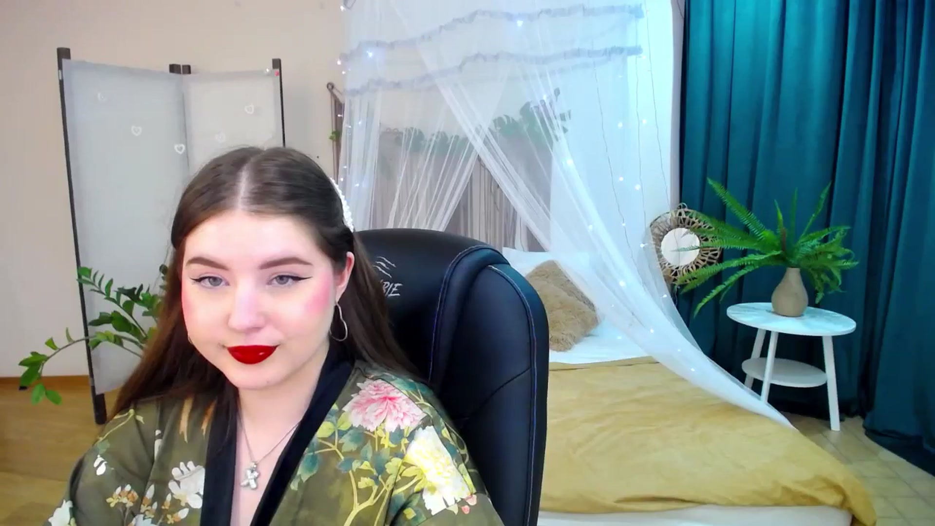 Gallery image thumbnail from AdmireMyEyes's myfreecams stream on, 05/05/2025, 09:50 image 5 of 20