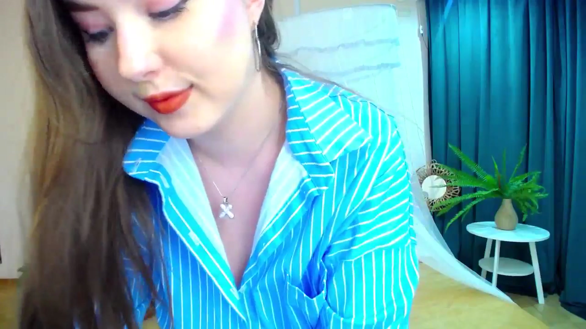 Gallery image thumbnail from AdmireMyEyes's myfreecams stream on, 05/06/2025, 06:32 image 16 of 20