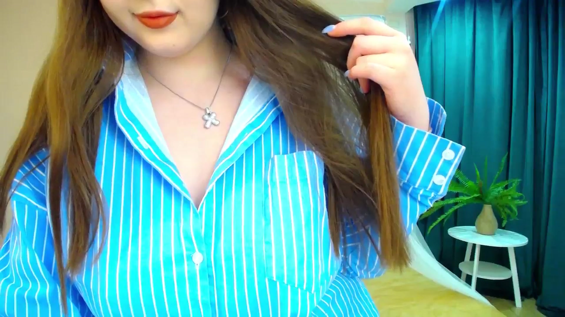 Gallery image thumbnail from AdmireMyEyes's myfreecams stream on, 05/06/2025, 06:32 image 3 of 20
