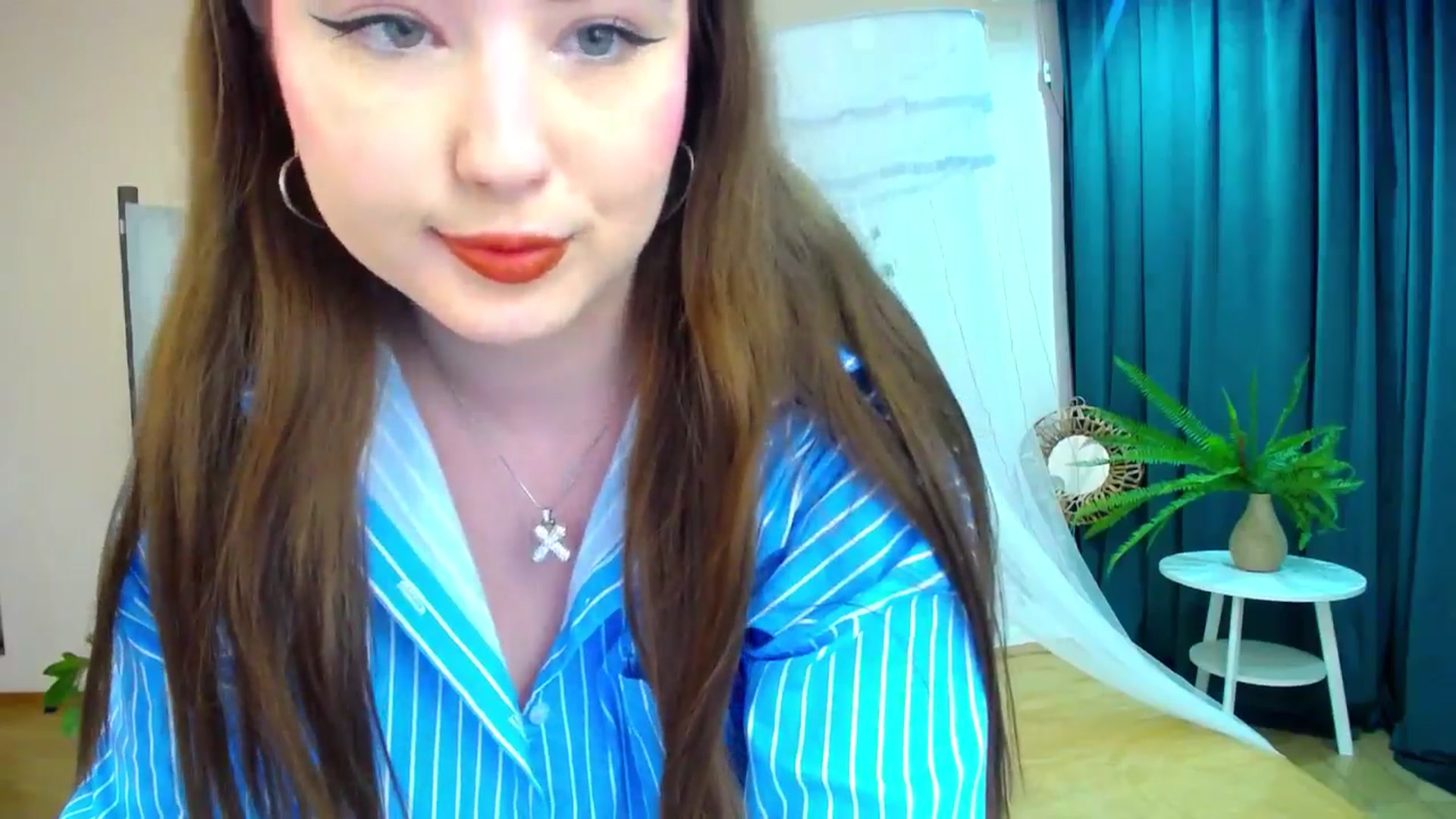 Gallery image thumbnail from AdmireMyEyes's myfreecams stream on, 05/06/2025, 06:32 image 13 of 20