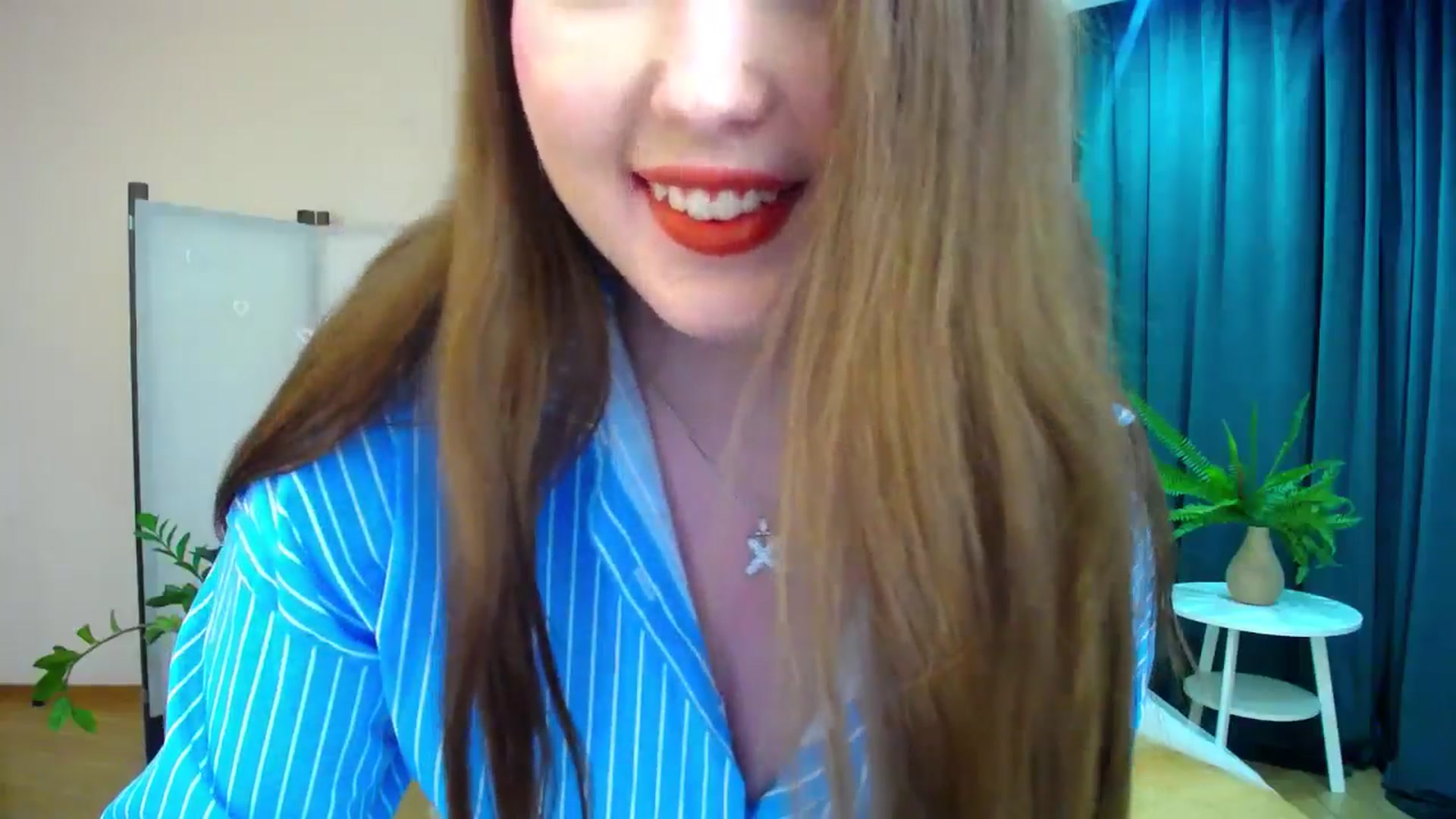 Gallery image thumbnail from AdmireMyEyes's myfreecams stream on, 05/06/2025, 06:32 image 2 of 20