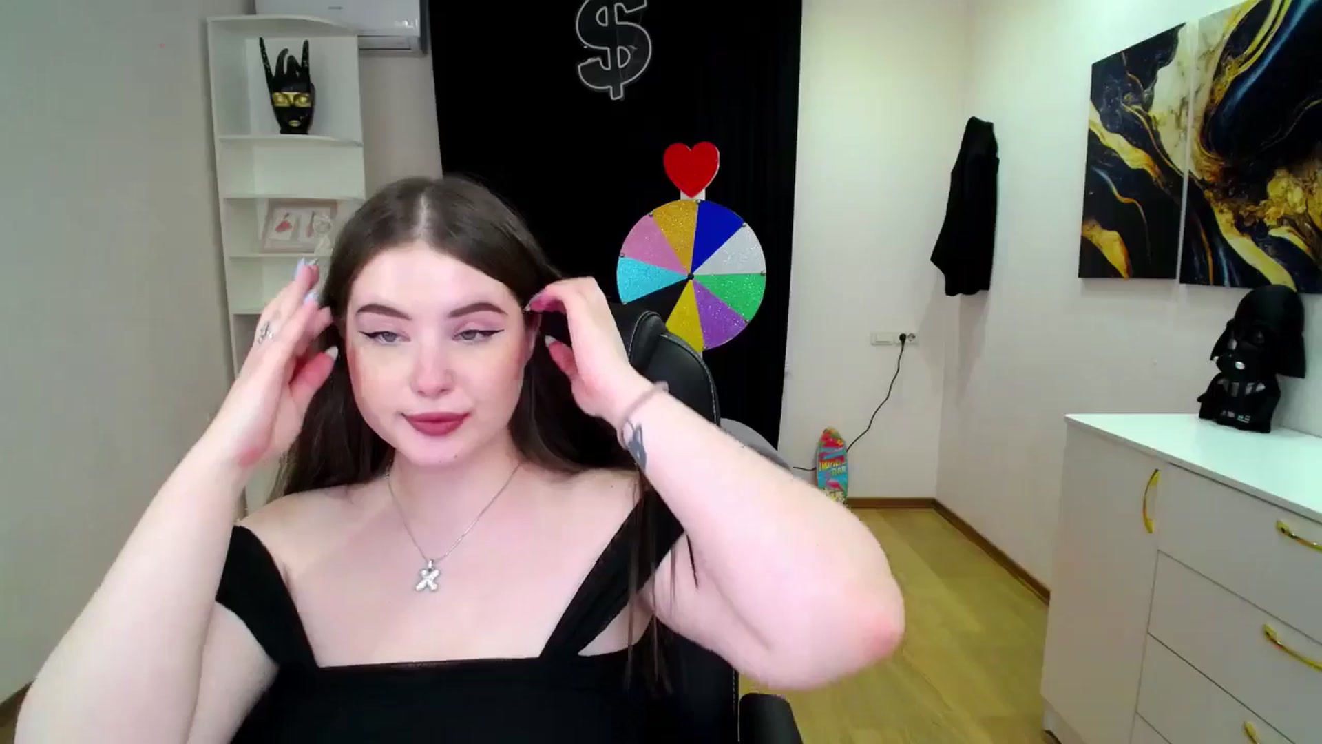 Gallery image thumbnail from AdmireMyEyes's myfreecams stream on, 05/08/2025, 01:01 image 19 of 20