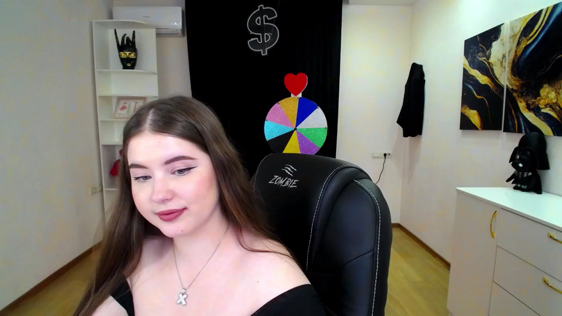 Gallery image thumbnail from AdmireMyEyes's myfreecams stream on, 05/08/2025, 01:01 image 1 of 20
