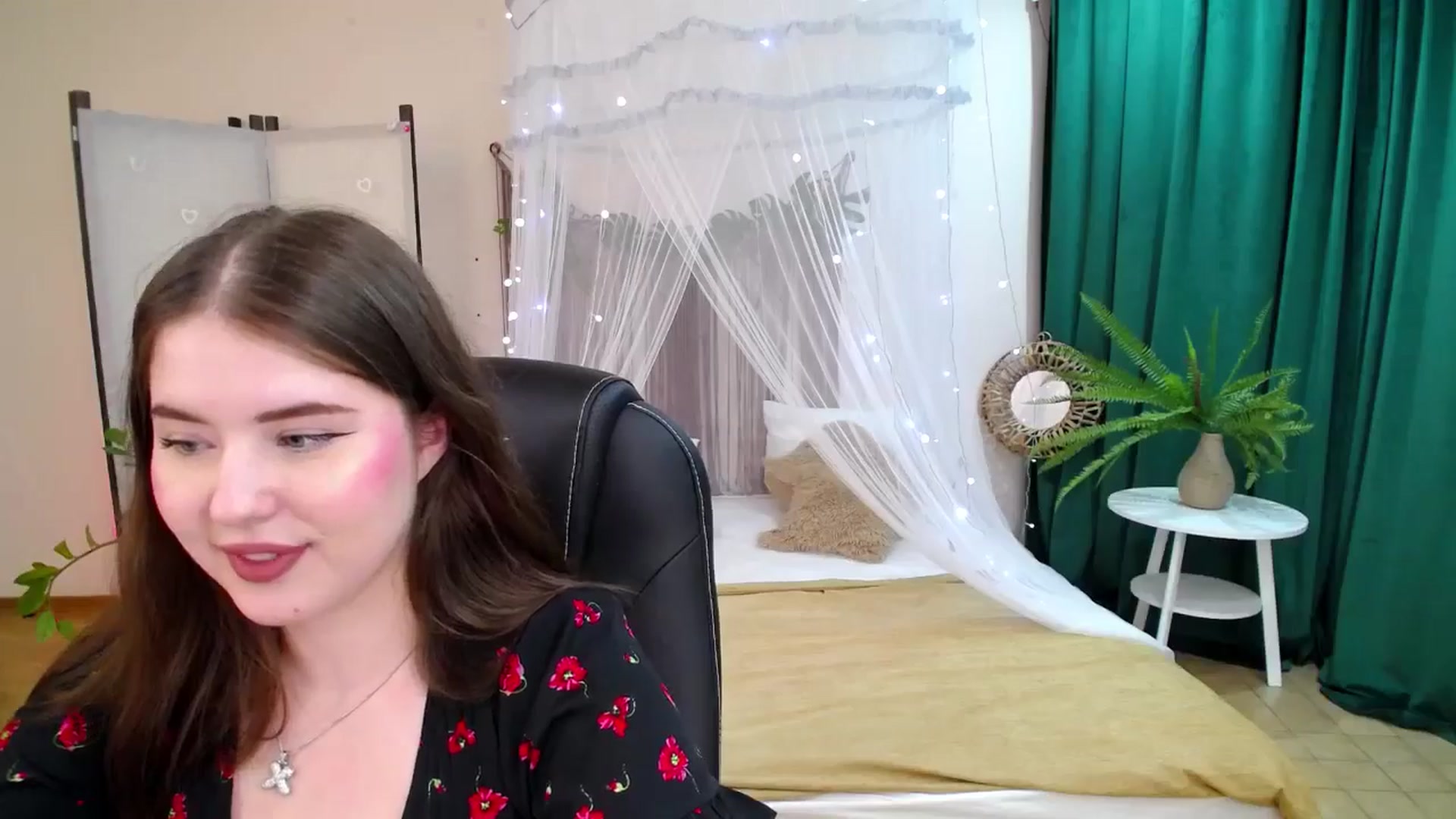 Gallery image thumbnail from AdmireMyEyes's myfreecams stream on, 05/09/2025, 01:06 image 20 of 20