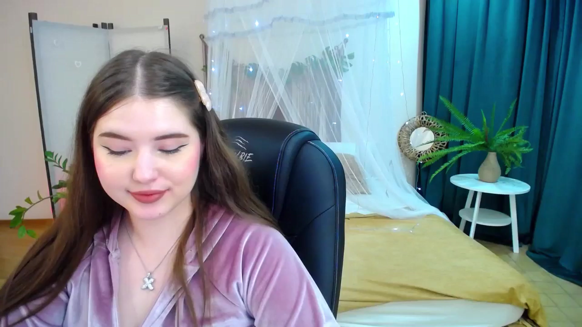 Gallery image thumbnail from AdmireMyEyes's myfreecams stream on, 05/11/2025, 24:53 image 9 of 20