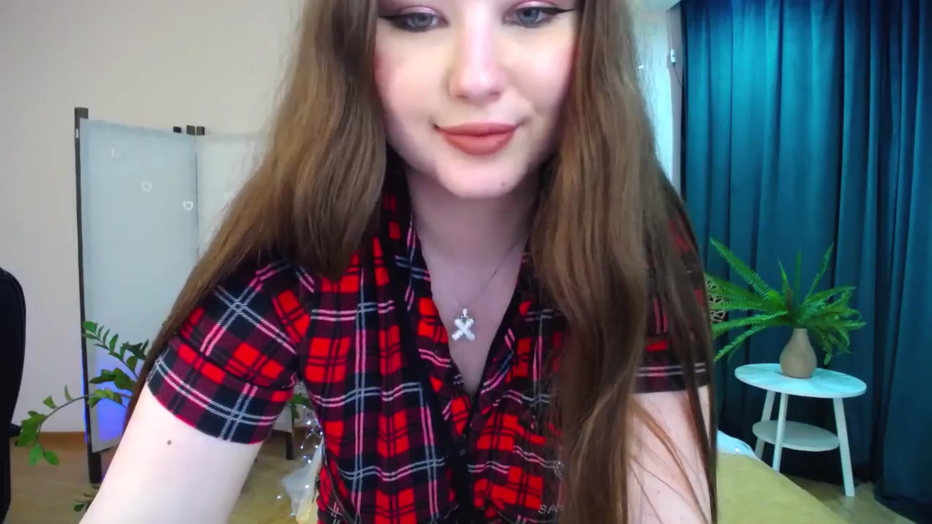 Gallery image thumbnail from AdmireMyEyes's myfreecams stream on, 05/13/2025, 07:47 image 6 of 20