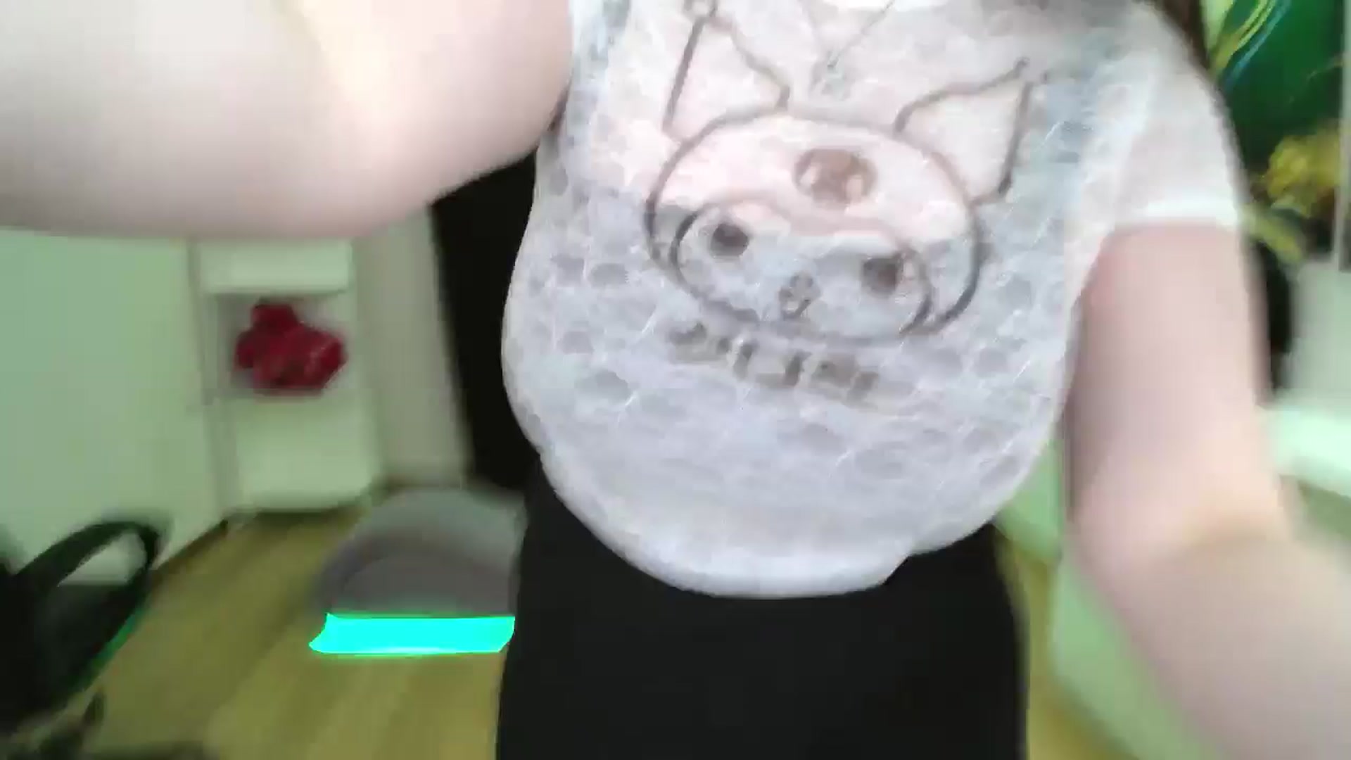 Gallery image thumbnail from AdmireMyEyes's myfreecams stream on, 05/14/2025, 07:25 image 14 of 20