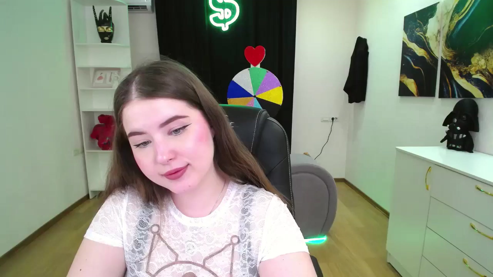 Gallery image thumbnail from AdmireMyEyes's myfreecams stream on, 05/14/2025, 09:48 image 18 of 20