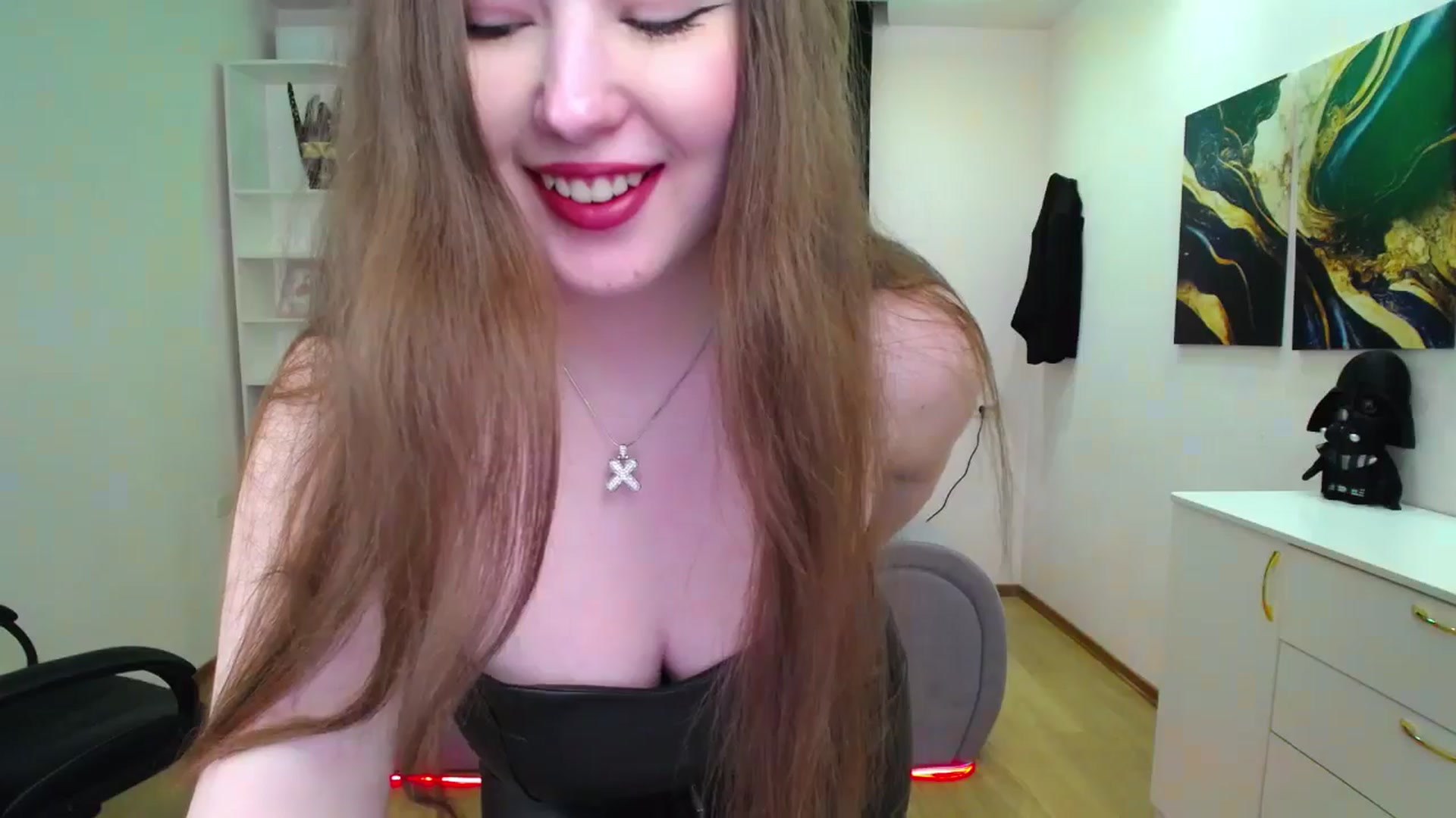 Gallery image thumbnail from AdmireMyEyes's myfreecams stream on, 05/16/2025, 18:52 image 15 of 20