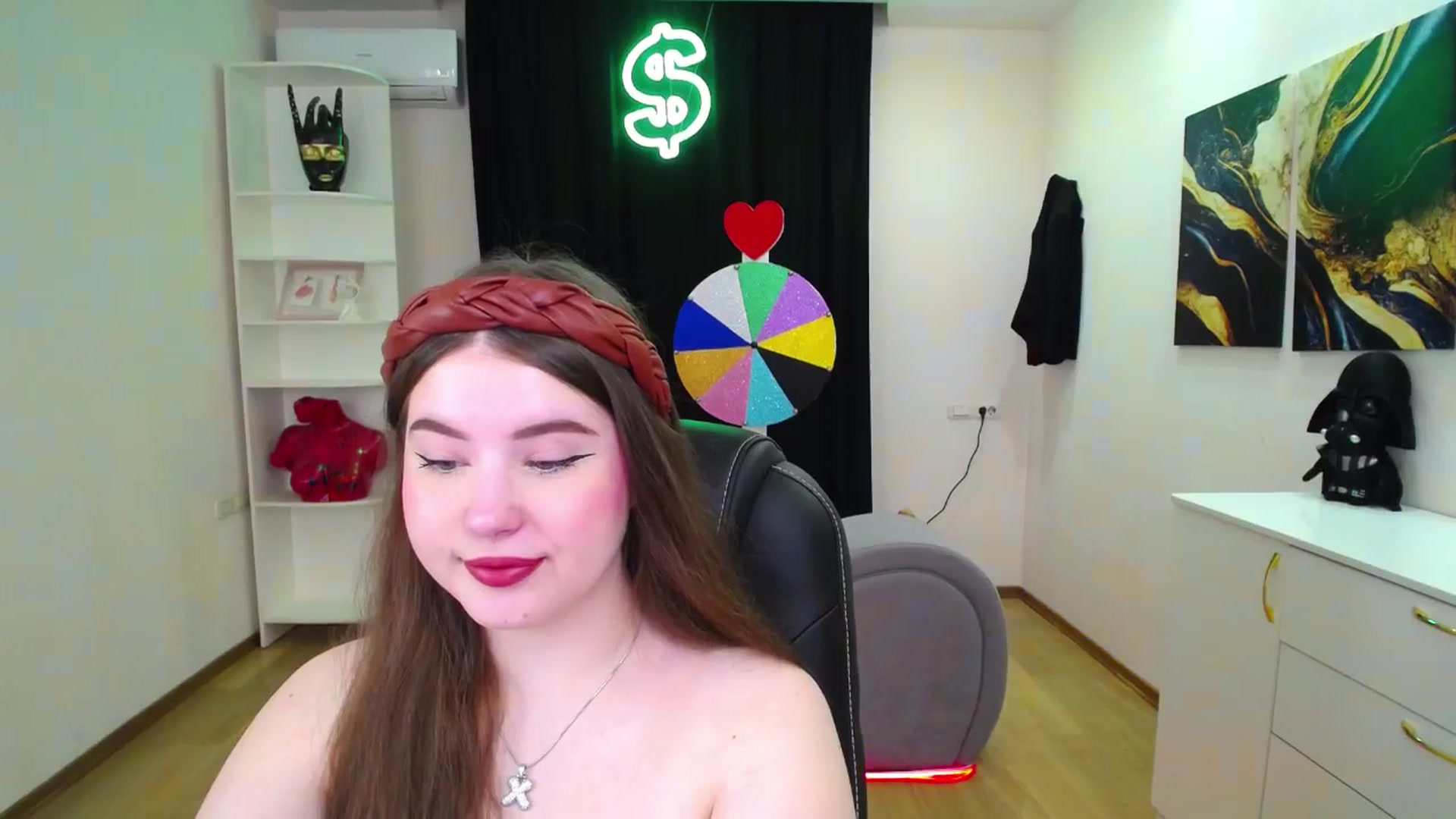 Gallery image thumbnail from AdmireMyEyes's myfreecams stream on, 05/16/2025, 18:52 image 13 of 20