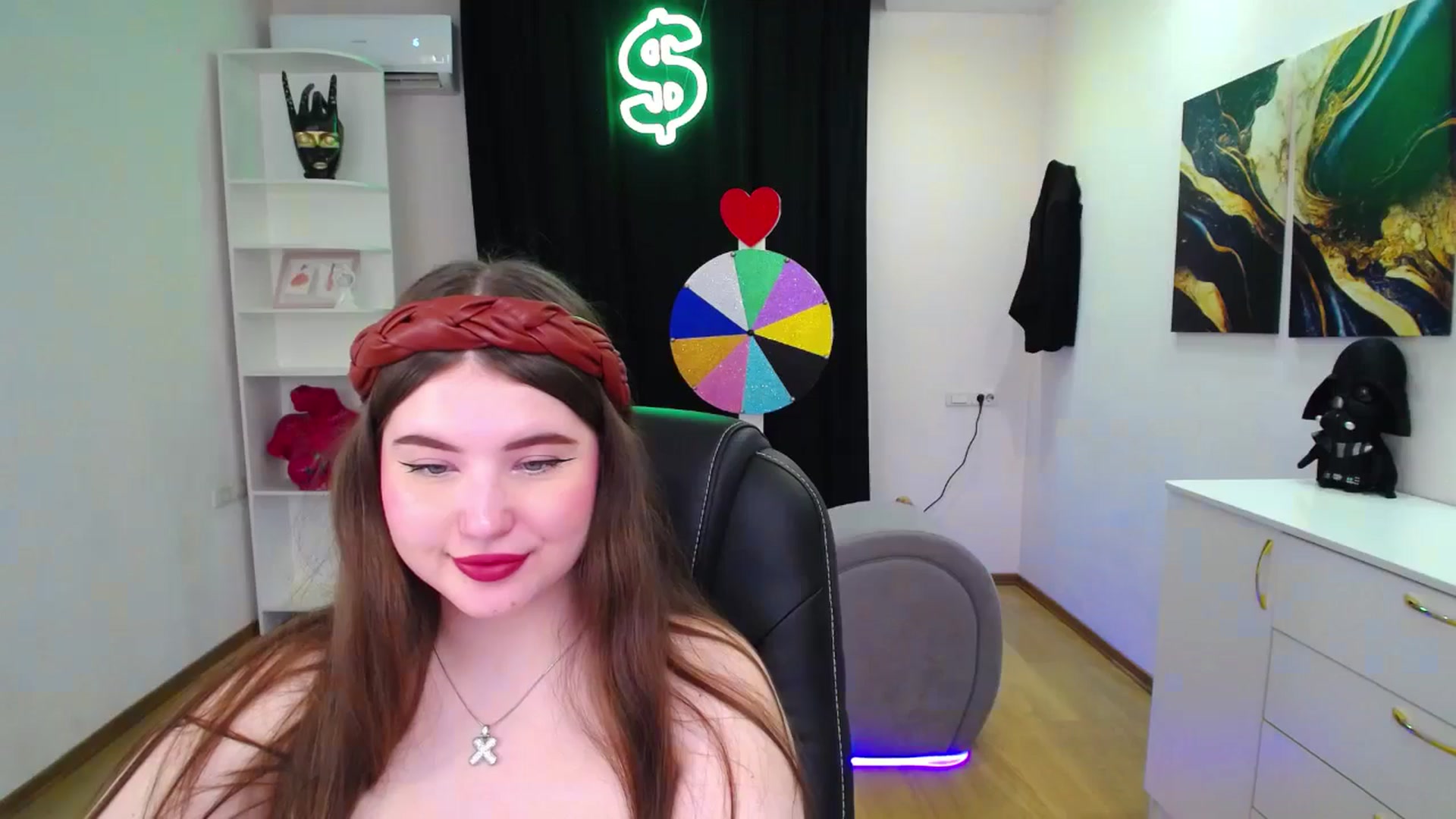 Gallery image thumbnail from AdmireMyEyes's myfreecams stream on, 05/16/2025, 19:46 image 11 of 20