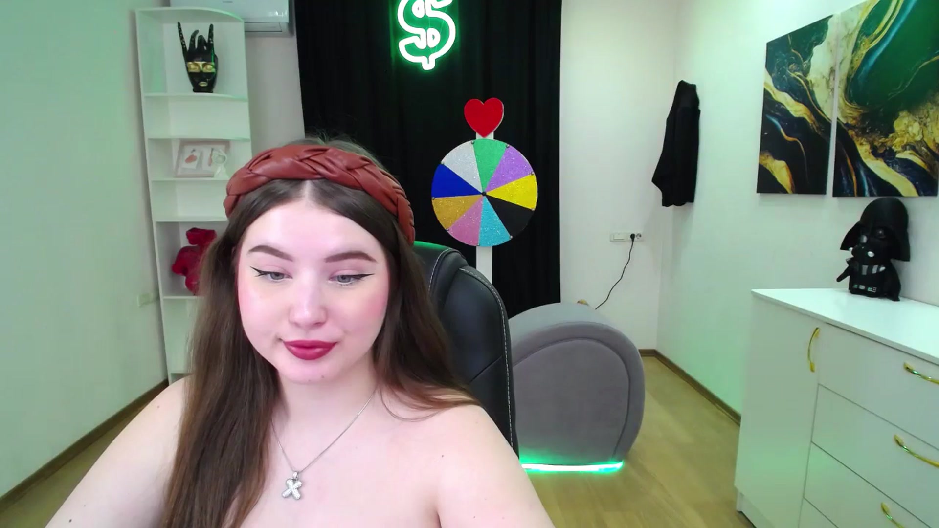 Gallery image thumbnail from AdmireMyEyes's myfreecams stream on, 05/16/2025, 21:35 image 2 of 20
