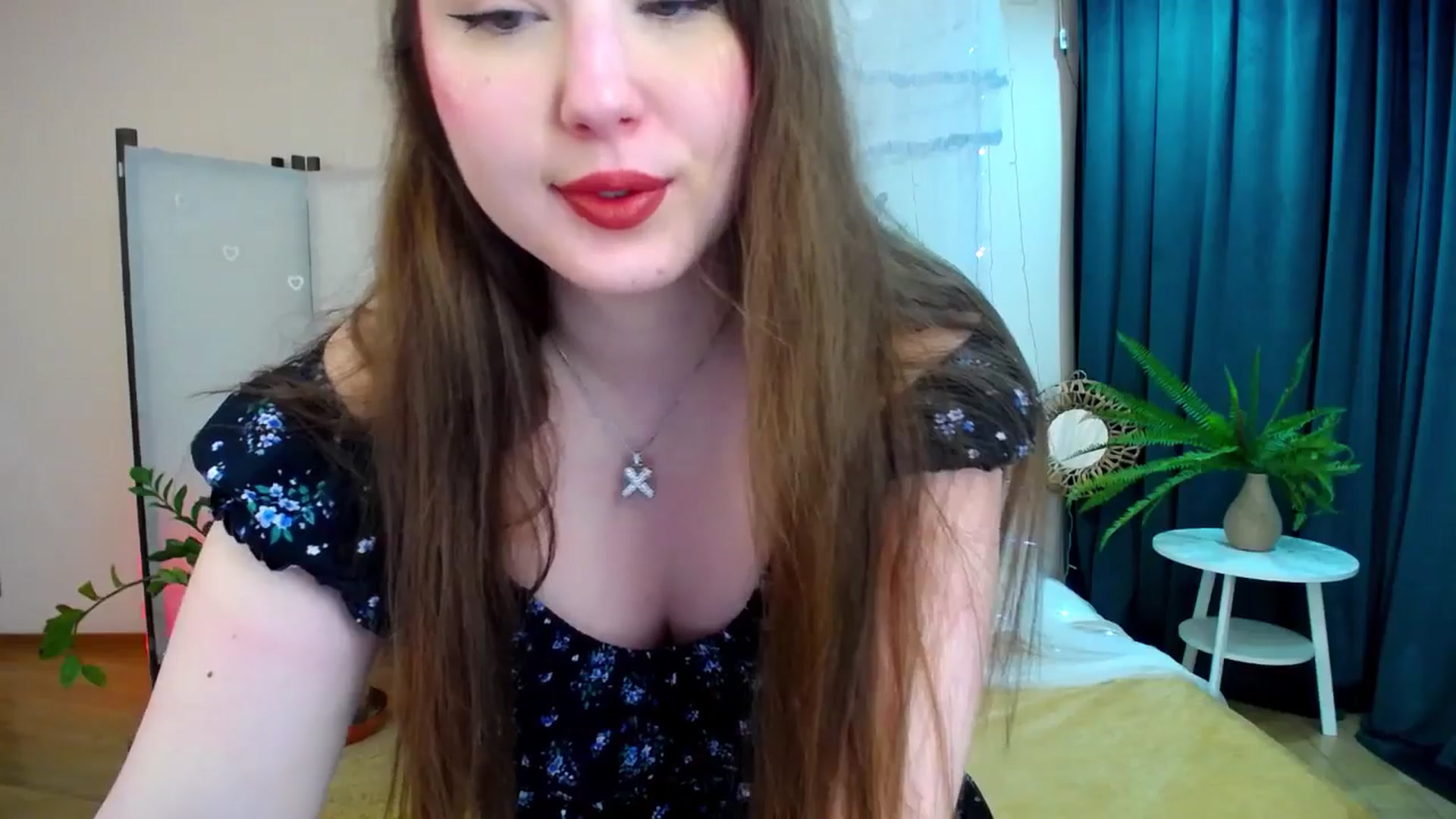 Gallery image thumbnail from AdmireMyEyes's myfreecams stream on, 05/17/2025, 19:18 image 6 of 20