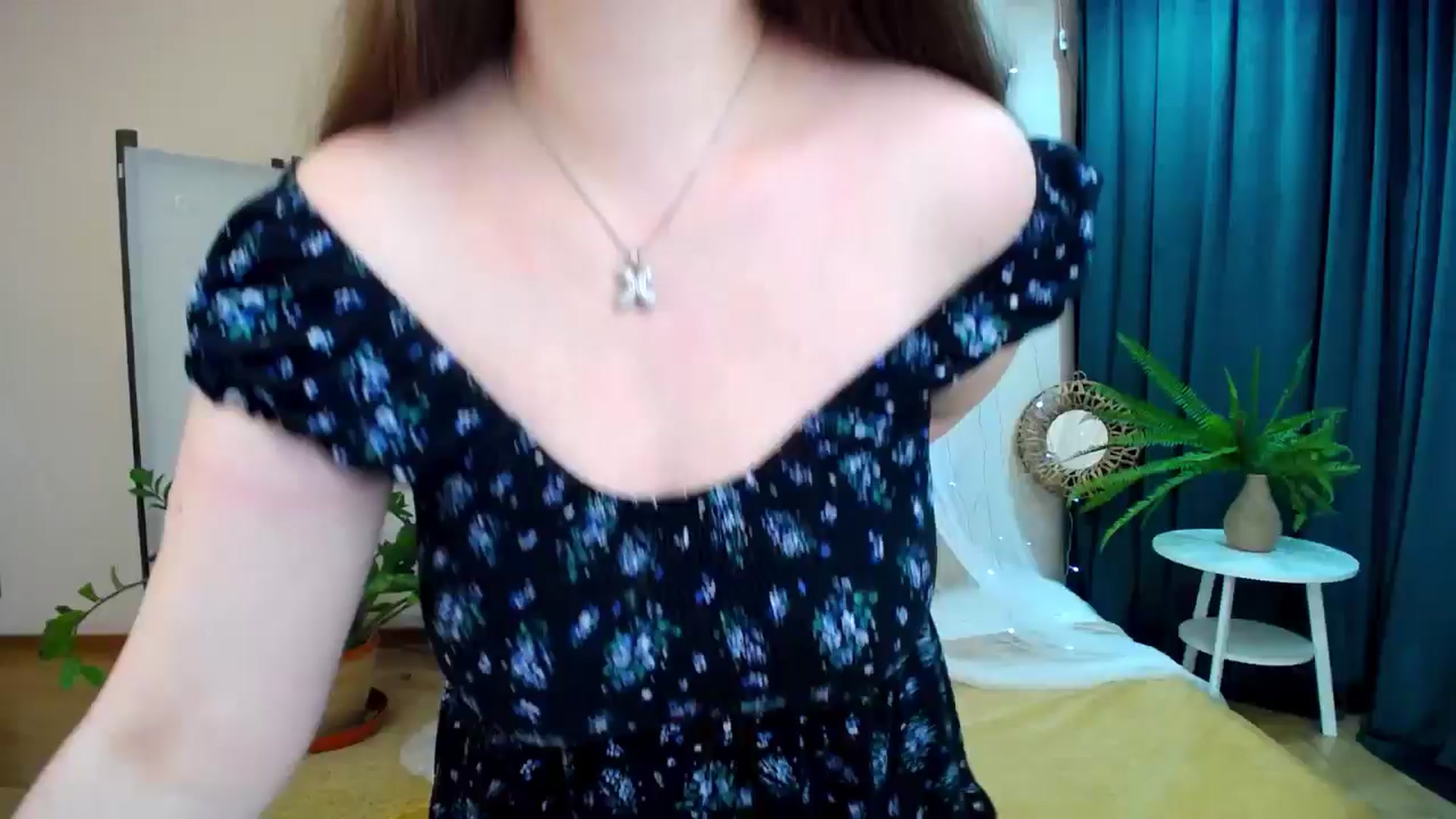 Gallery image thumbnail from AdmireMyEyes's myfreecams stream on, 05/17/2025, 19:18 image 1 of 20