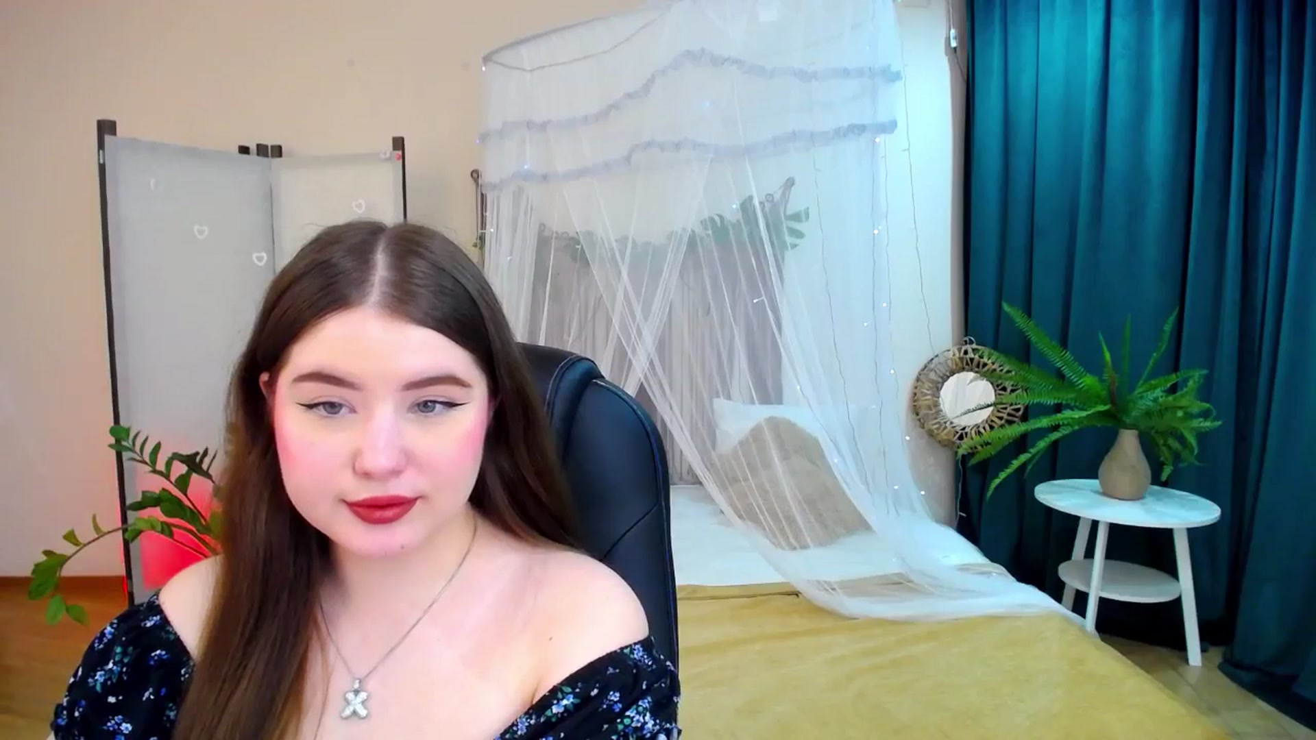 Gallery image thumbnail from AdmireMyEyes's myfreecams stream on, 05/17/2025, 20:23 image 3 of 20