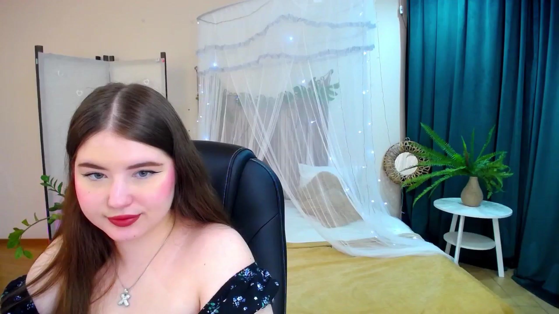 Gallery image thumbnail from AdmireMyEyes's myfreecams stream on, 05/17/2025, 20:54 image 6 of 20