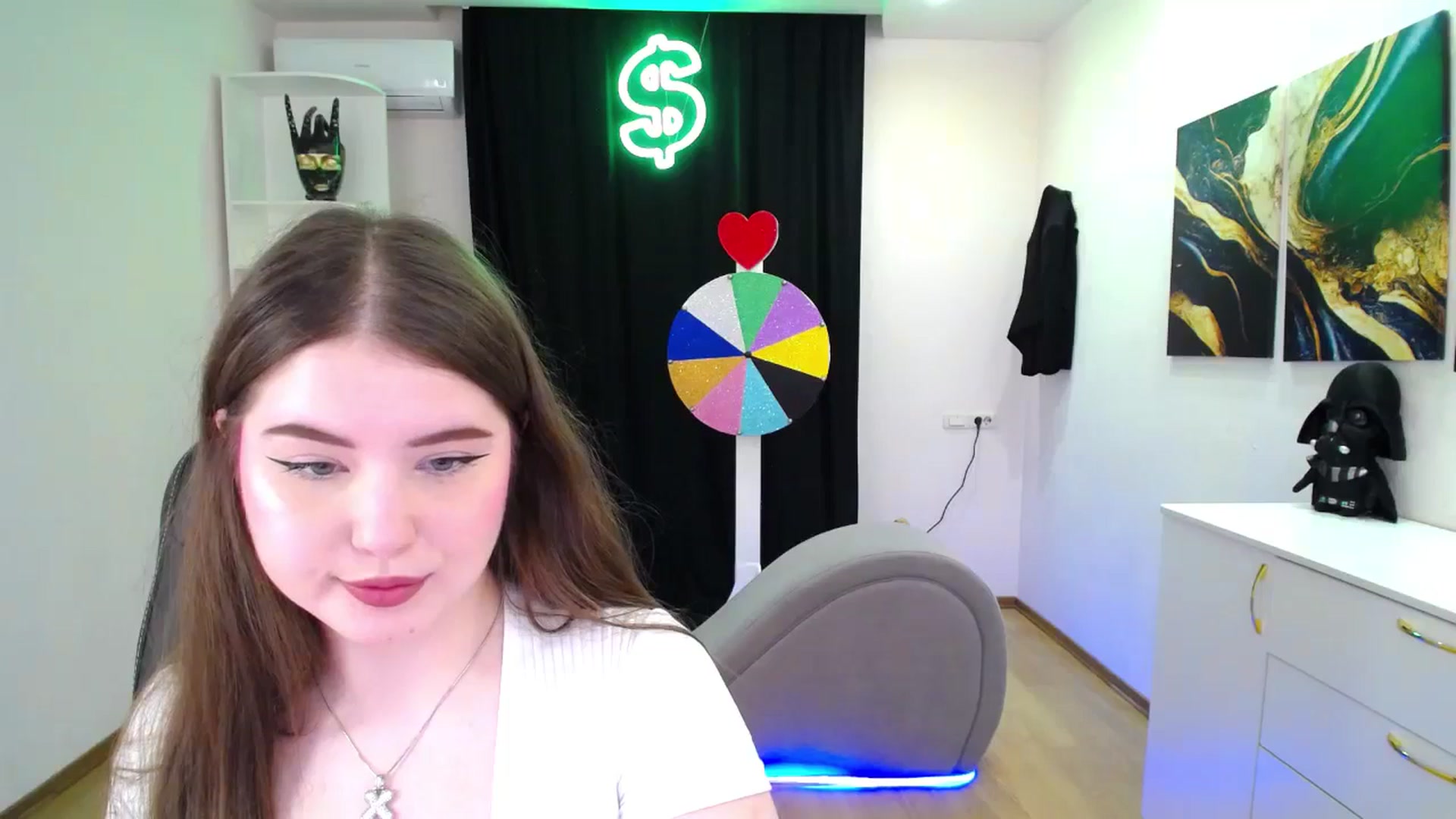 Gallery image thumbnail from AdmireMyEyes's myfreecams stream on, 05/18/2025, 19:47 image 18 of 20