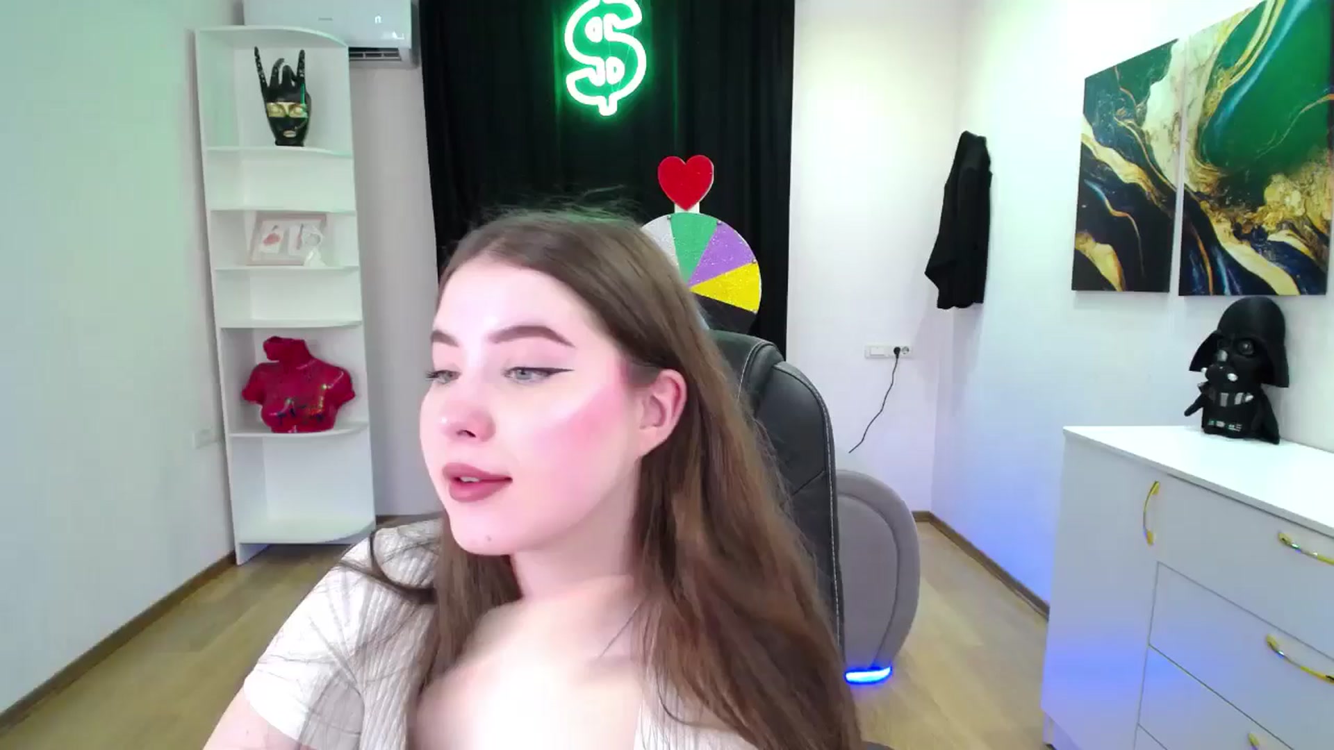 Gallery image thumbnail from AdmireMyEyes's myfreecams stream on, 05/18/2025, 19:47 image 1 of 20