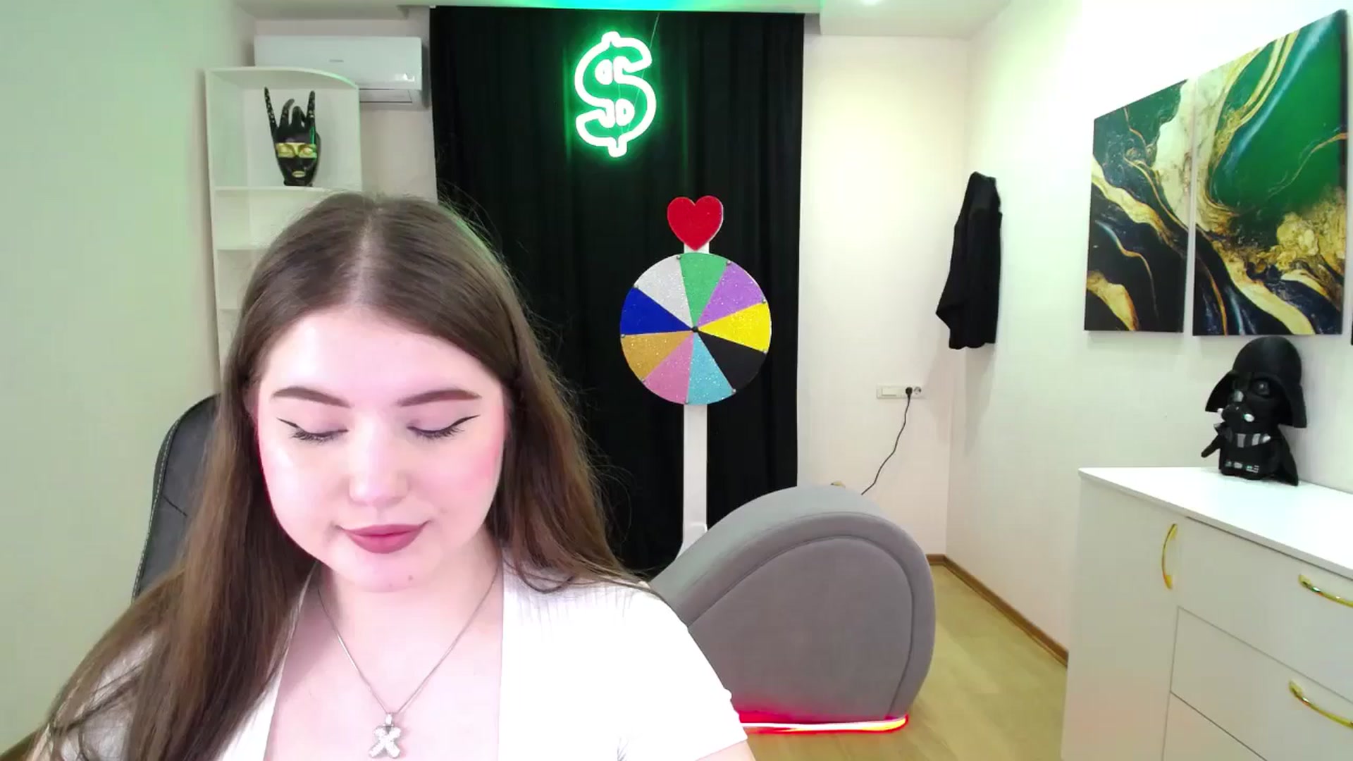 Gallery image thumbnail from AdmireMyEyes's myfreecams stream on, 05/18/2025, 19:47 image 20 of 20