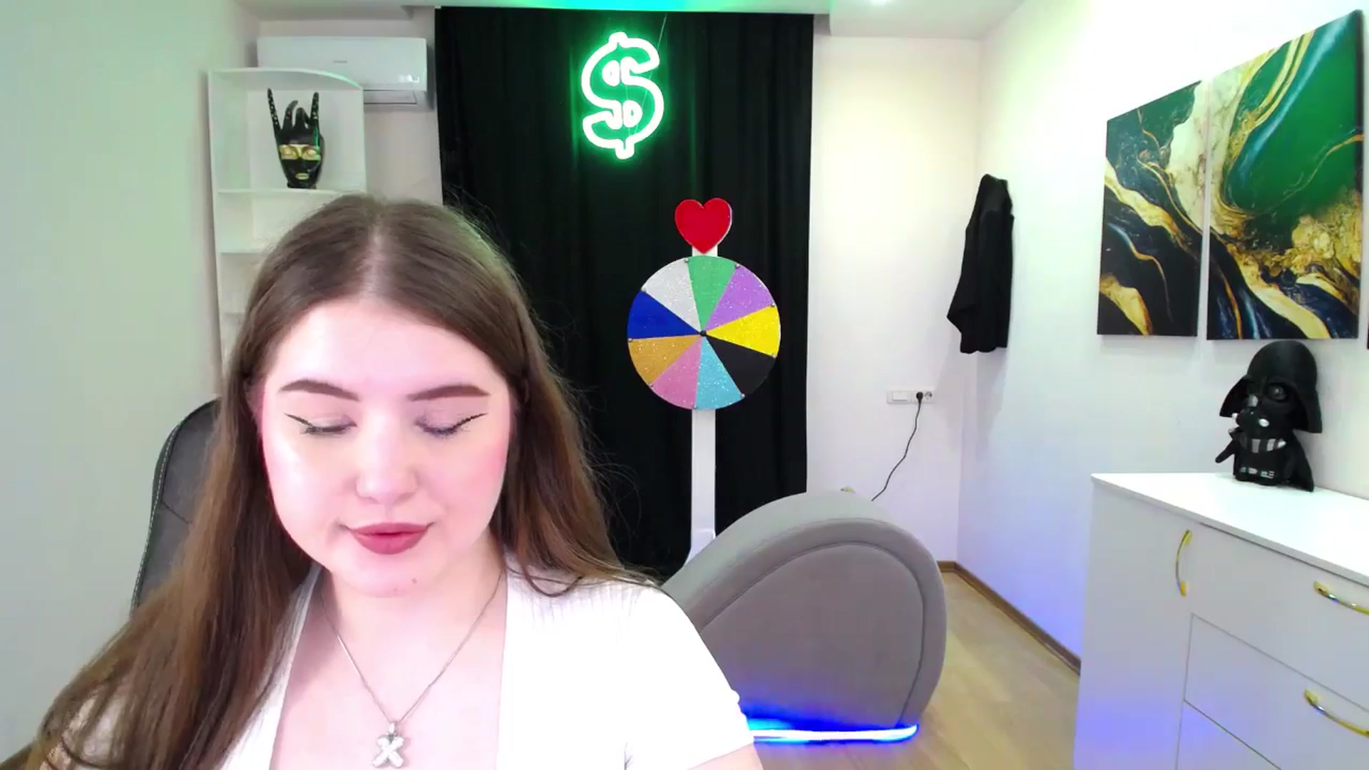 Gallery image thumbnail from AdmireMyEyes's myfreecams stream on, 05/18/2025, 19:47 image 19 of 20